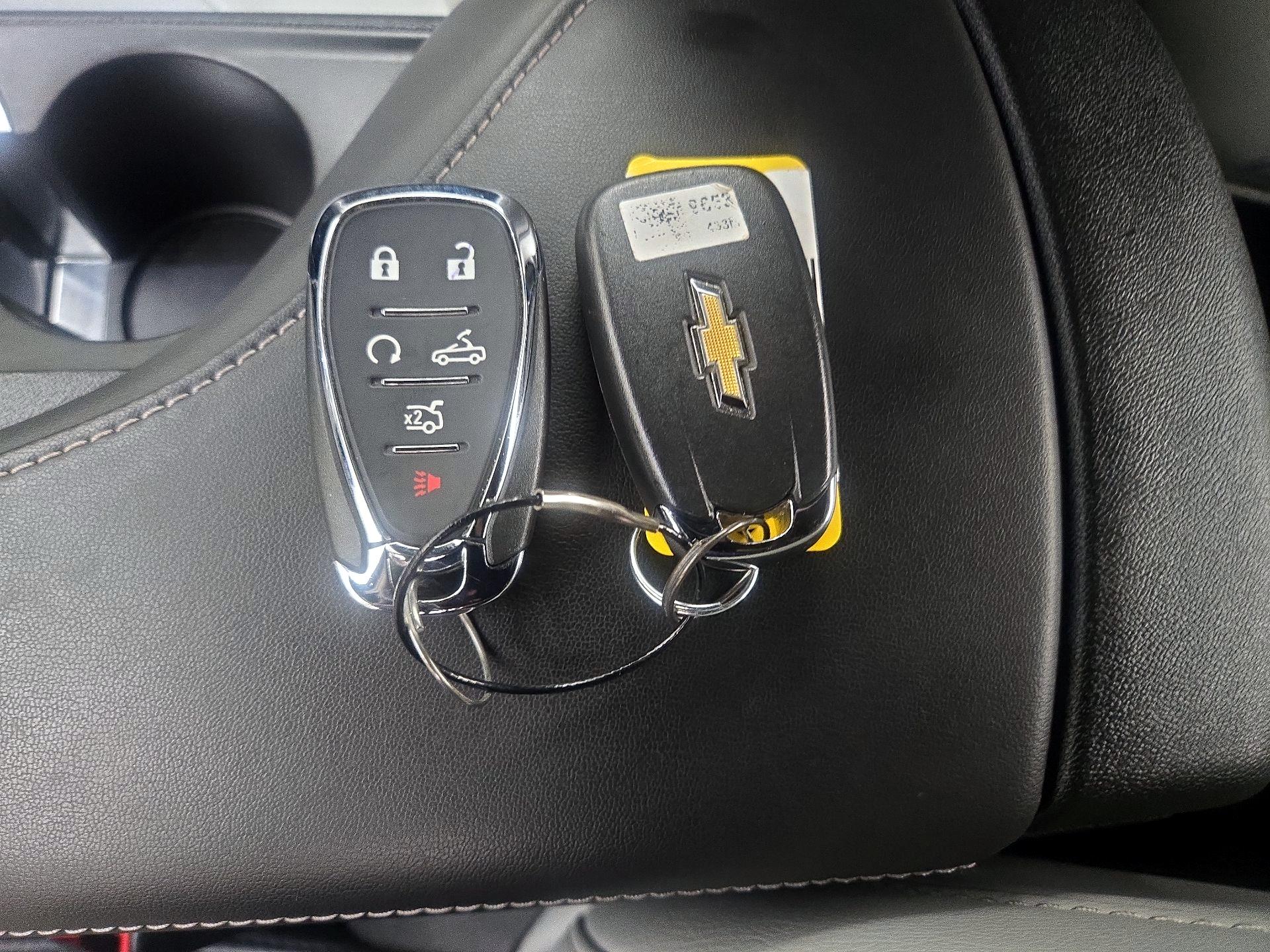 Thumbnail: 2020 Chevrolet Camaro - 20