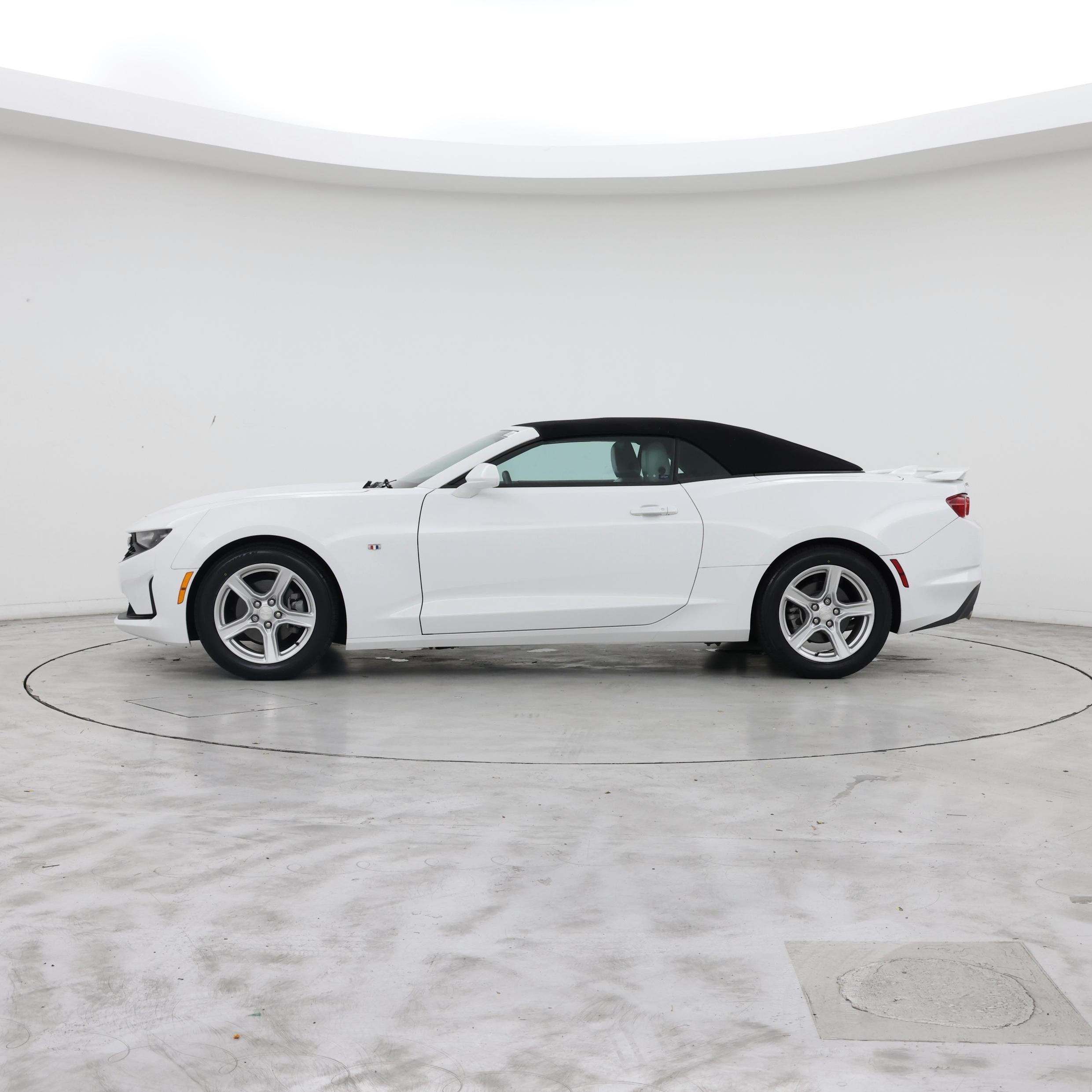 Thumbnail: 2020 Chevrolet Camaro - 3