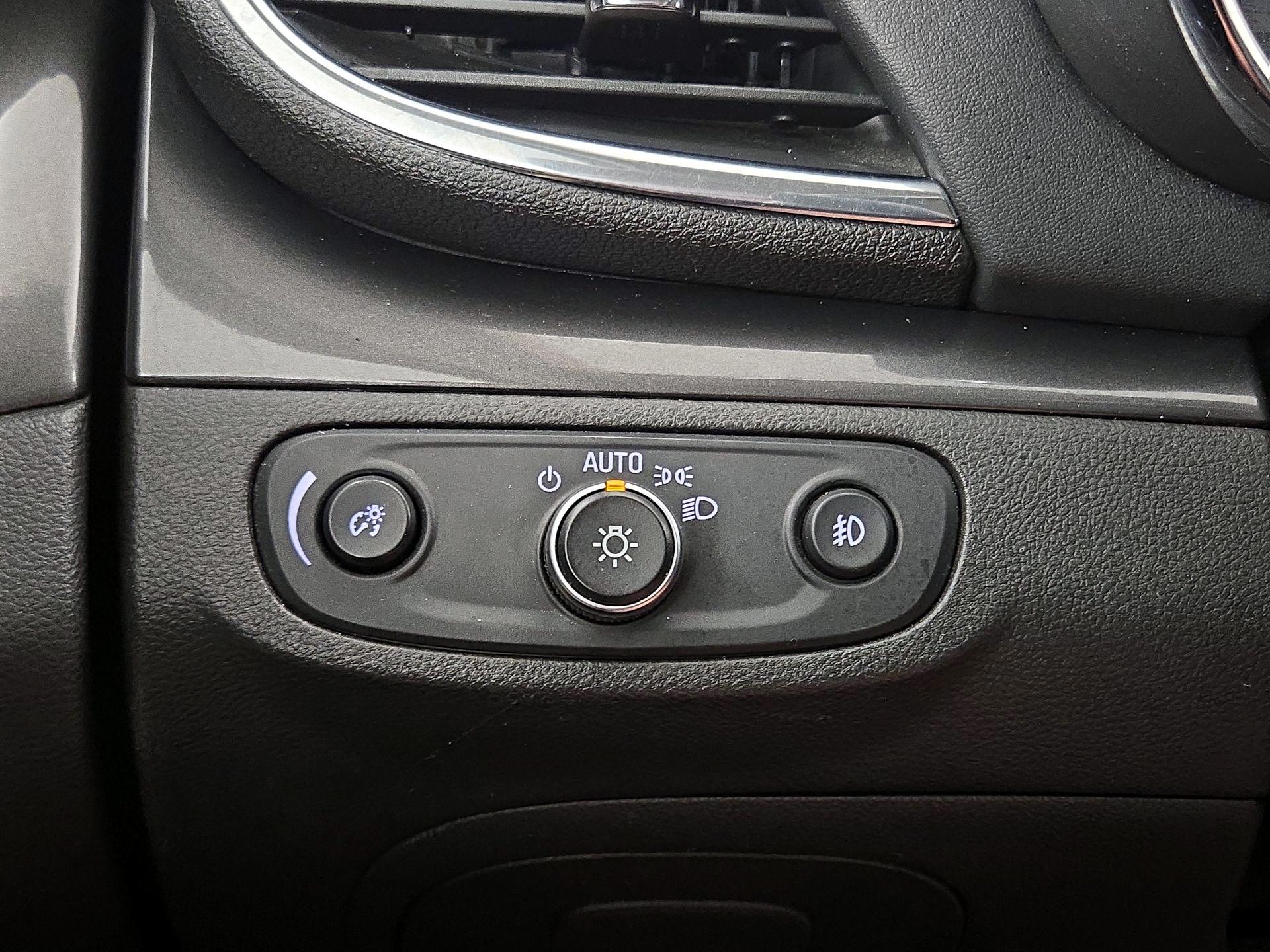 Thumbnail: 2018 Buick Encore - 13