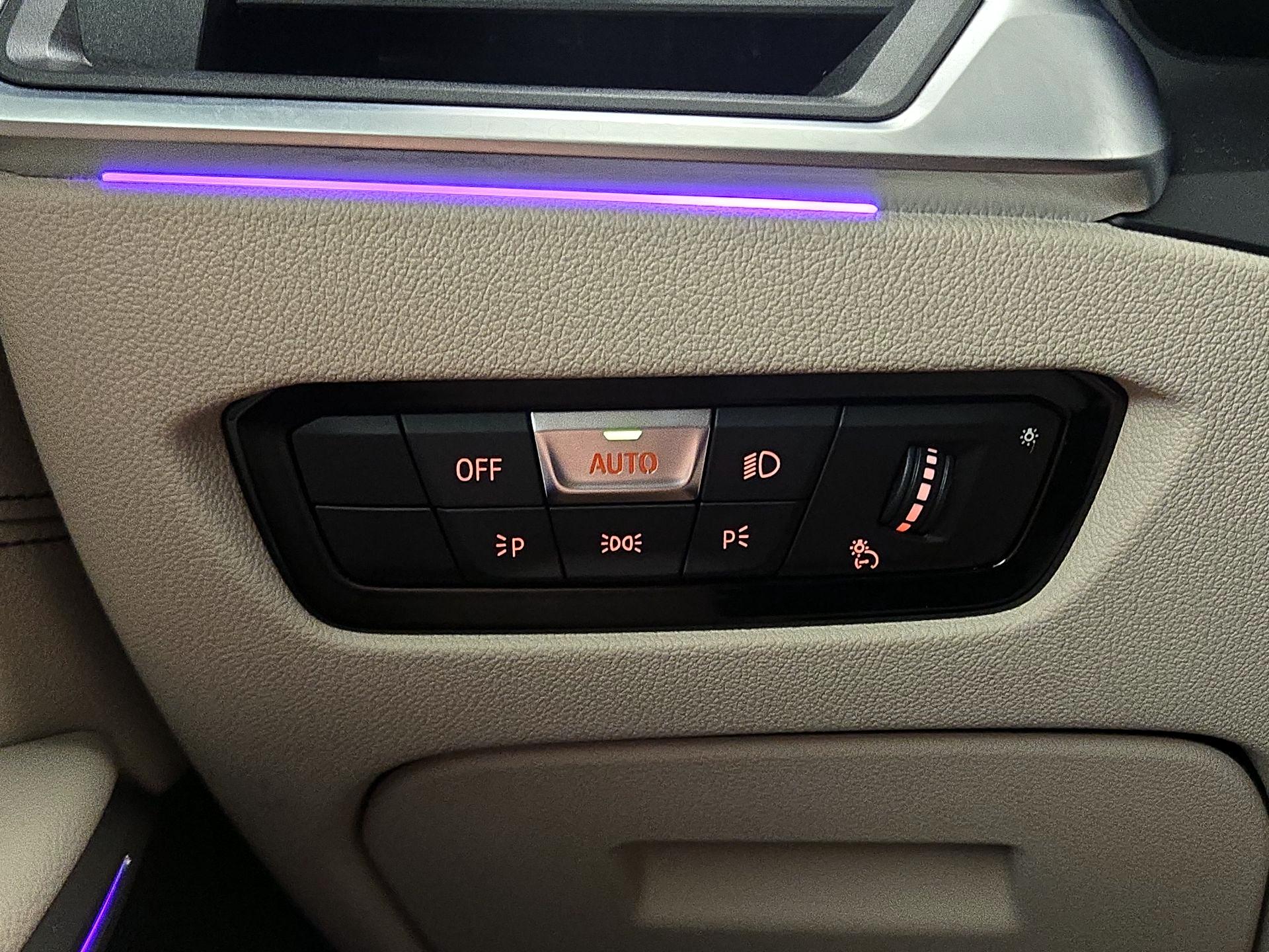 Thumbnail: 2021 BMW 3 Series - 13