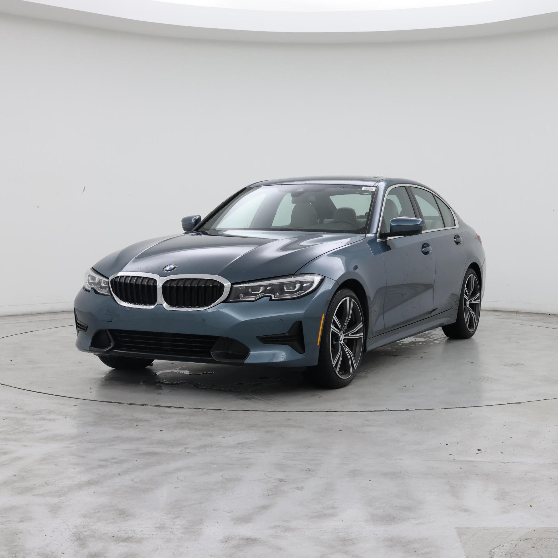 Thumbnail: 2021 BMW 3 Series - 4