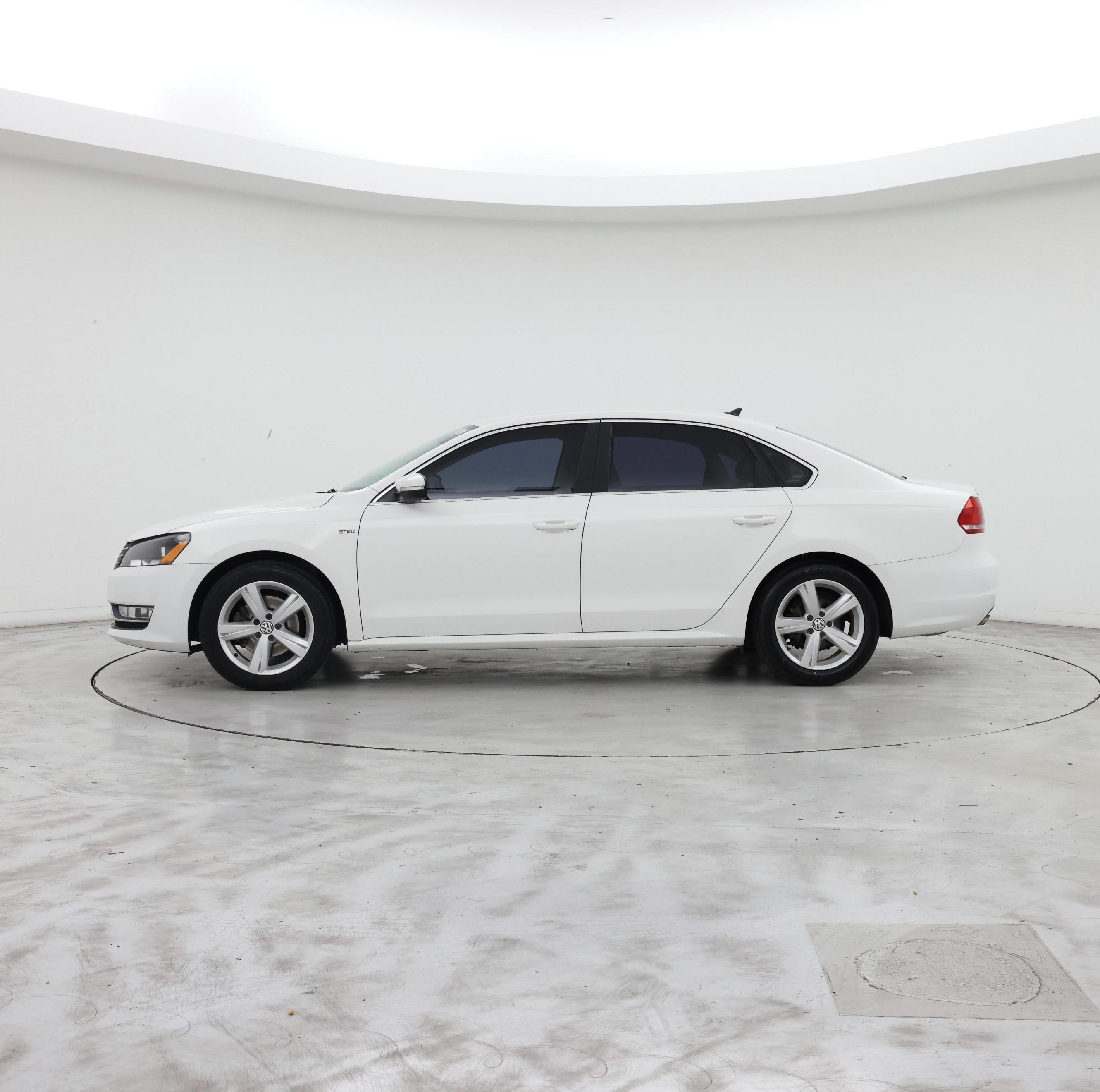 Thumbnail: 2015 Volkswagen Passat - 3