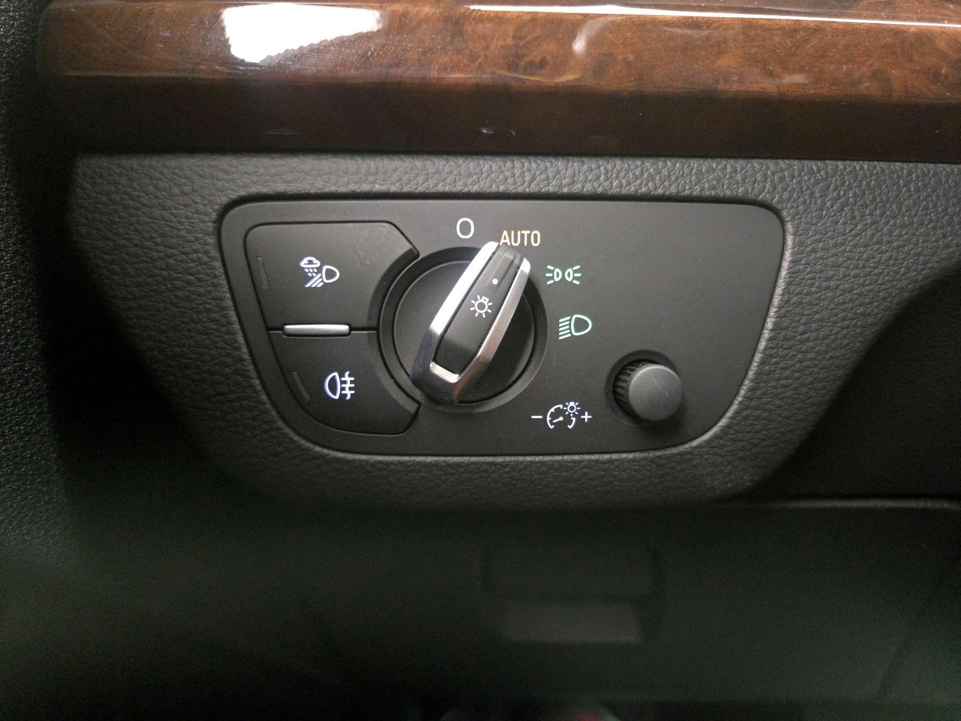 Thumbnail: 2020 Audi Q5 - 13