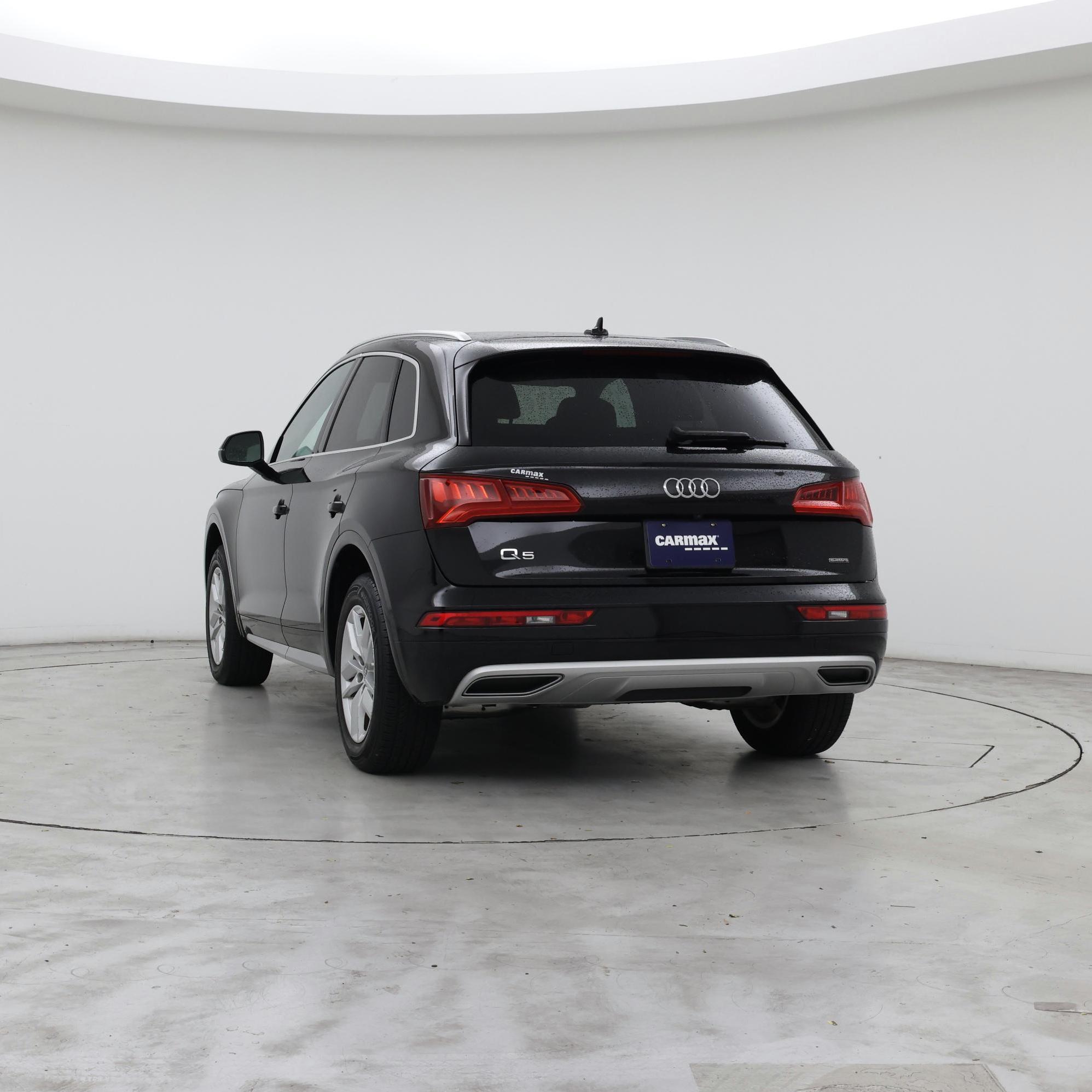 Thumbnail: 2020 Audi Q5 - 2