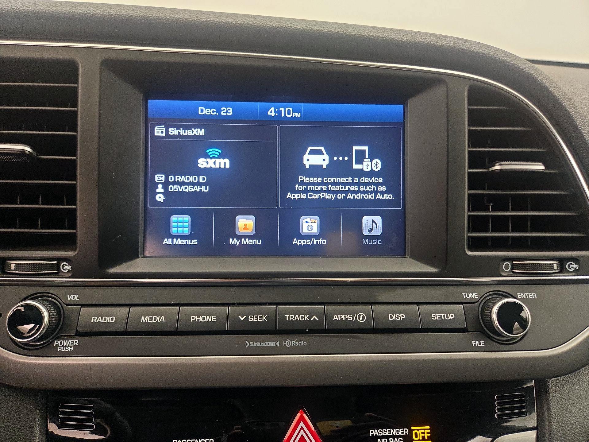 Thumbnail: 2017 Hyundai Elantra - 15