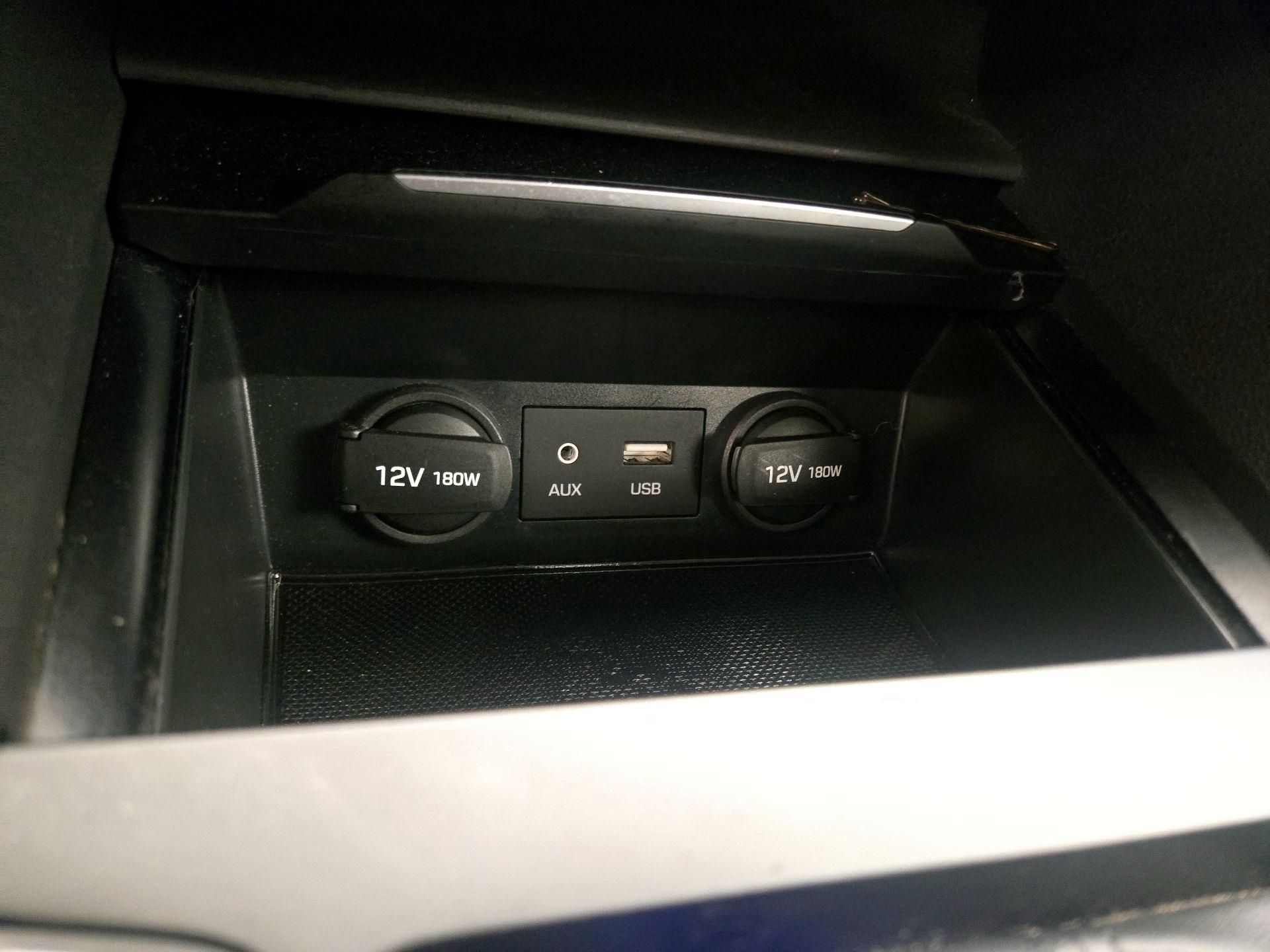 Thumbnail: 2017 Hyundai Elantra - 18