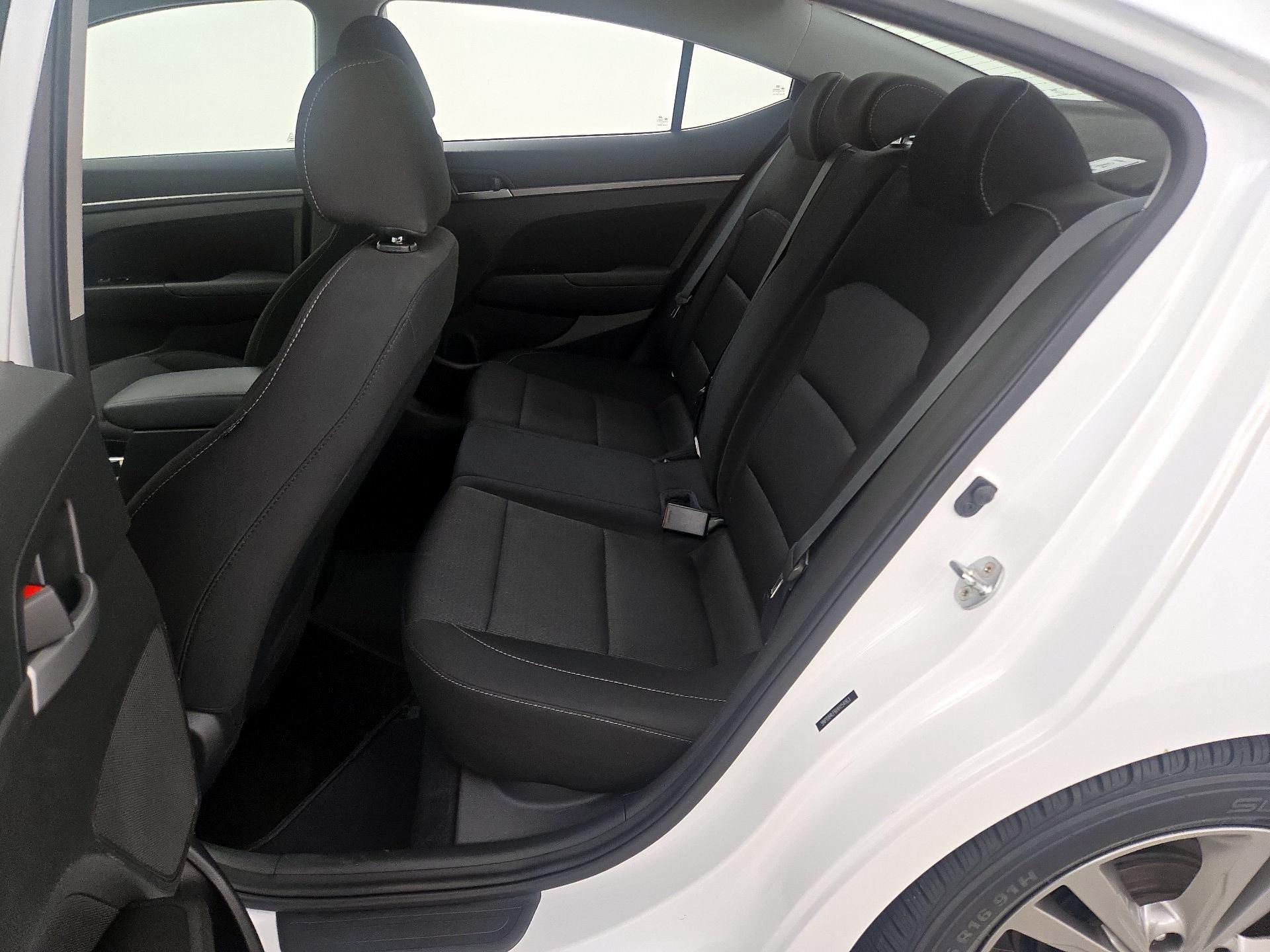 Thumbnail: 2017 Hyundai Elantra - 20