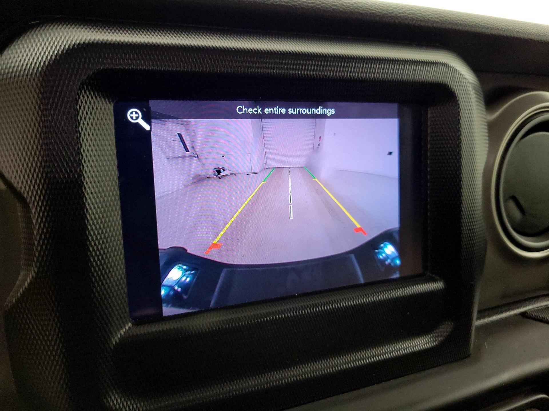 Thumbnail: 2022 Jeep Gladiator - 15