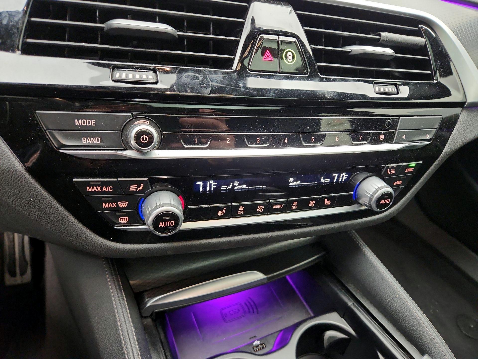 Thumbnail: 2023 BMW 5 Series - 17