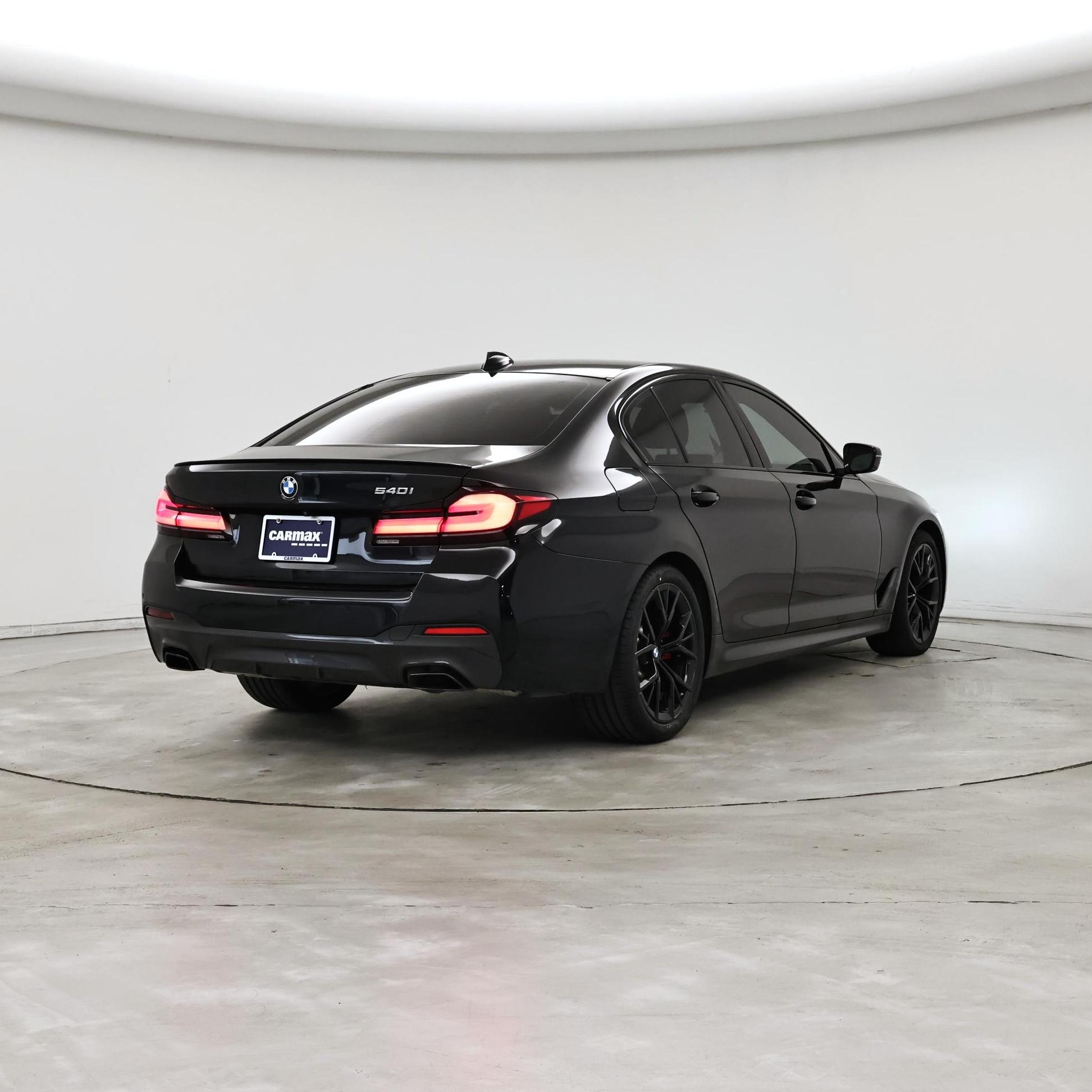 Thumbnail: 2023 BMW 5 Series - 8