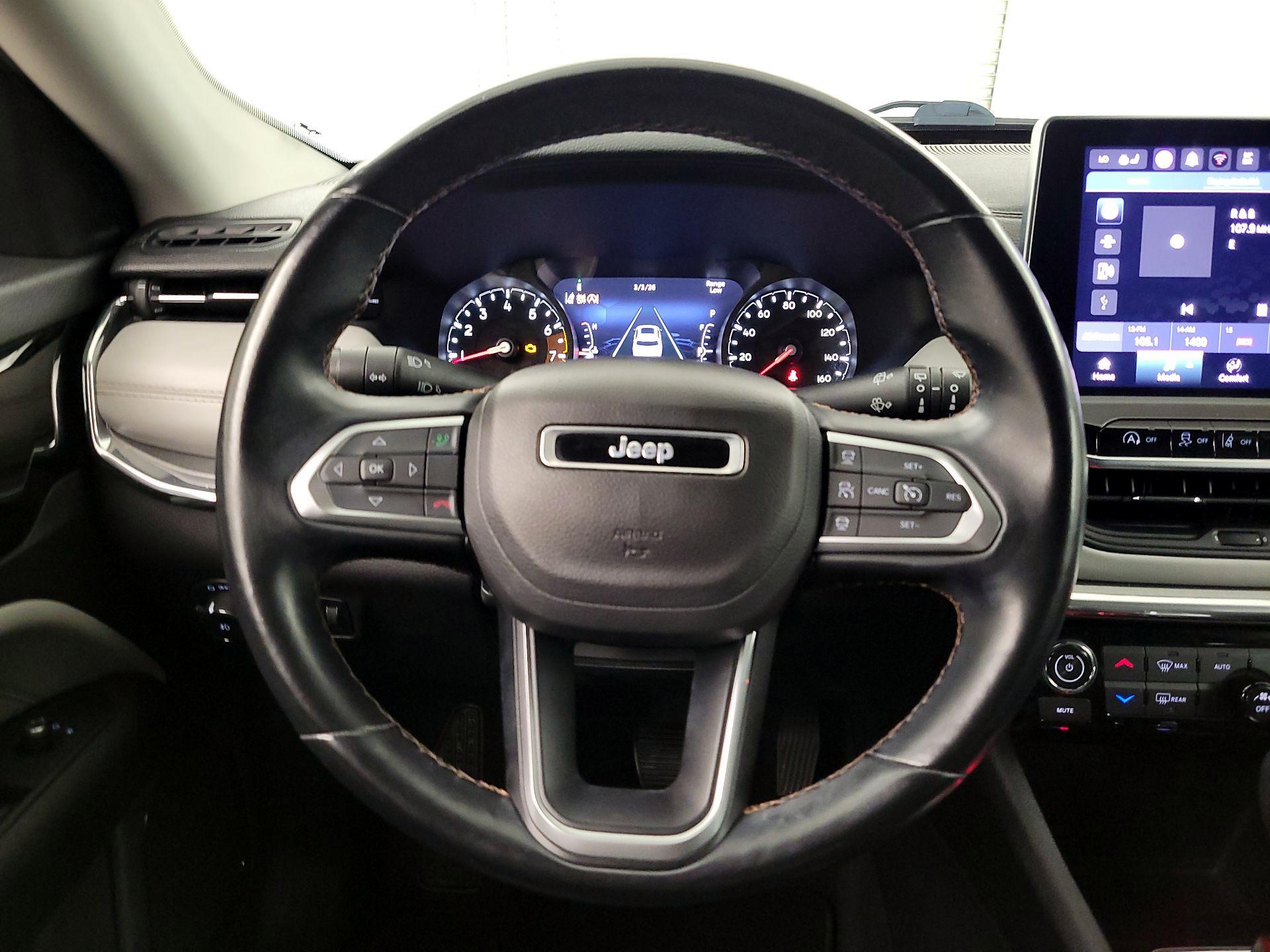 Thumbnail: 2022 Jeep Compass - 10