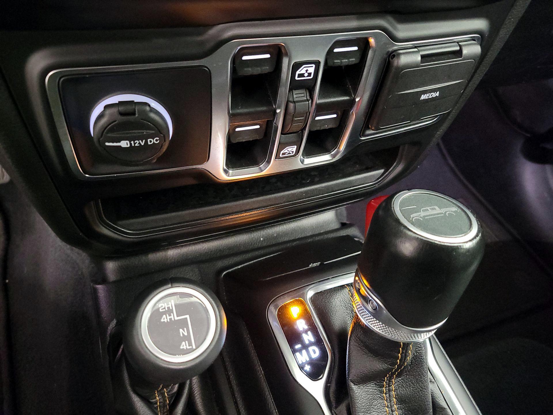 Thumbnail: 2022 Jeep Gladiator - 19