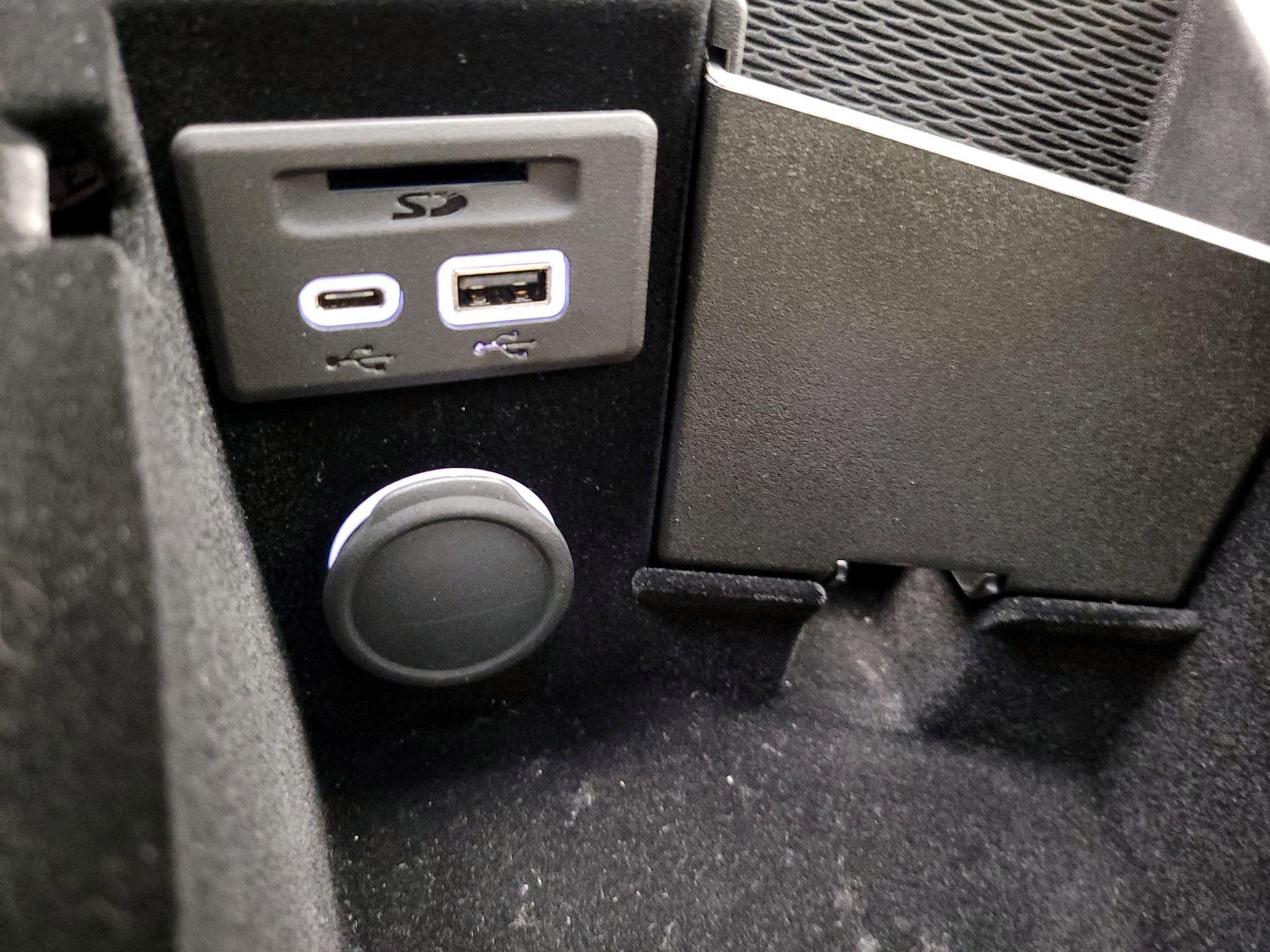 Thumbnail: 2021 Cadillac CT5 - 18