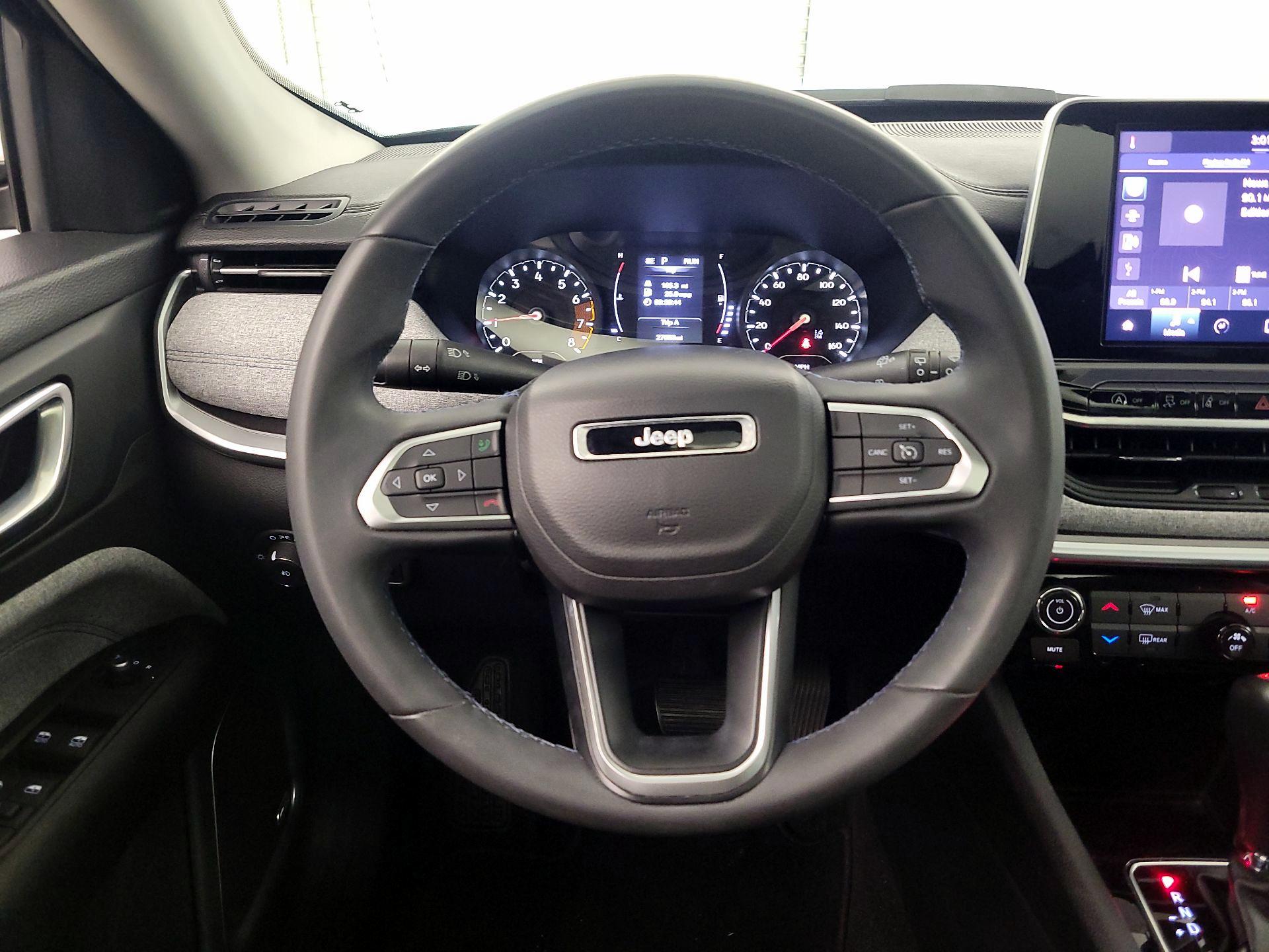 Thumbnail: 2022 Jeep Compass - 10