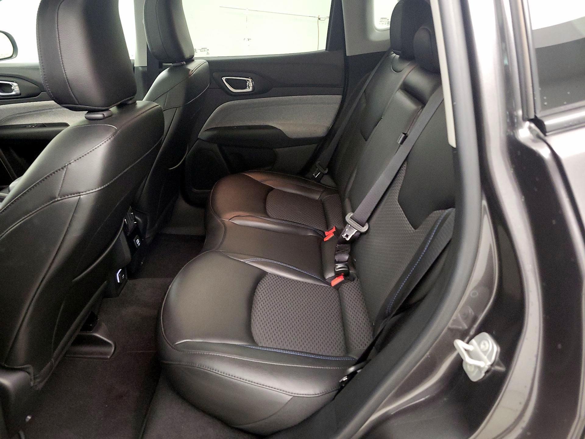 Thumbnail: 2022 Jeep Compass - 20