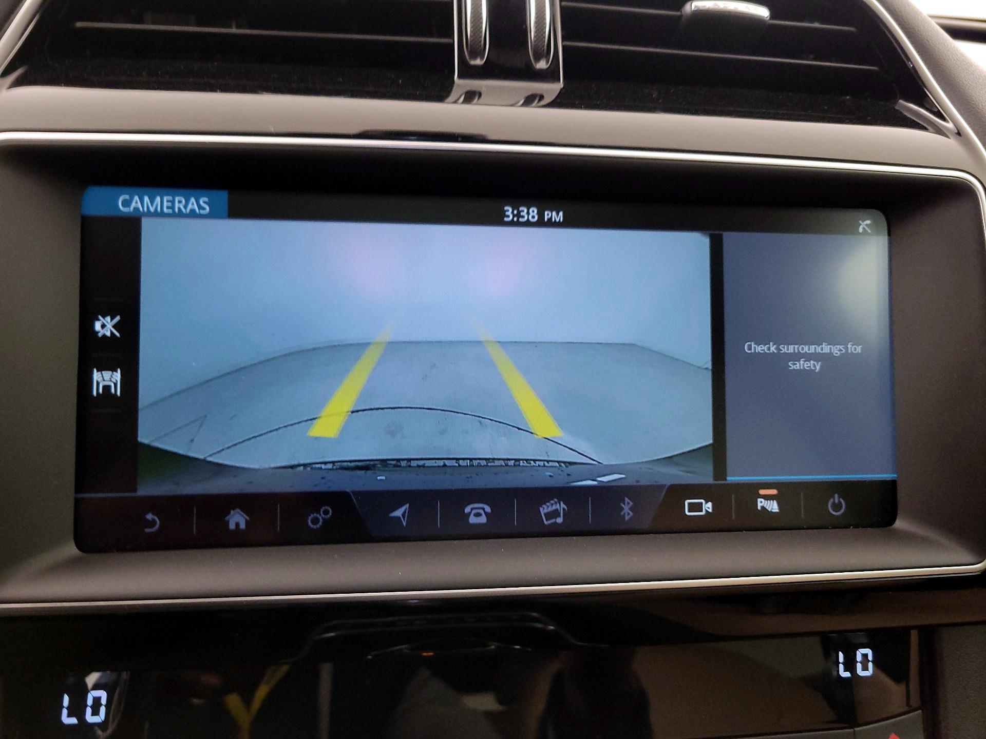 Thumbnail: 2020 Jaguar F-Pace - 15