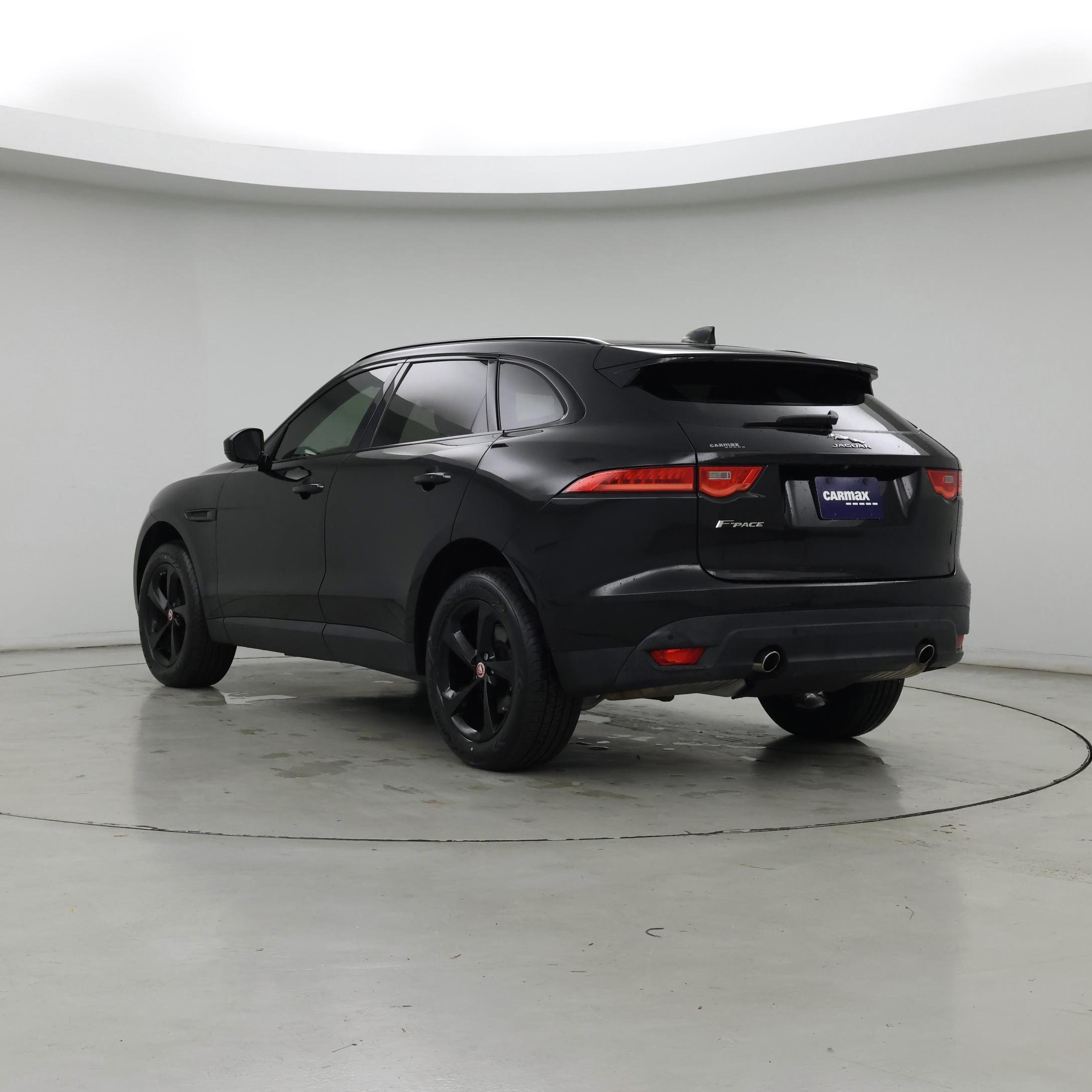 Thumbnail: 2020 Jaguar F-Pace - 2