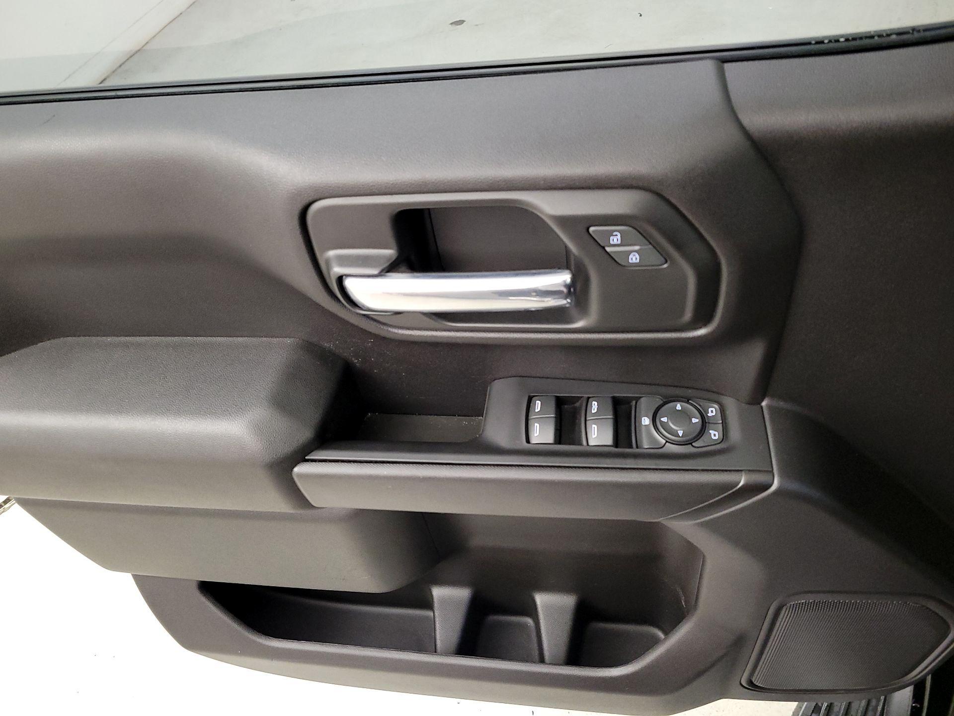 Thumbnail: 2022 Chevrolet Silverado 1500 - 12