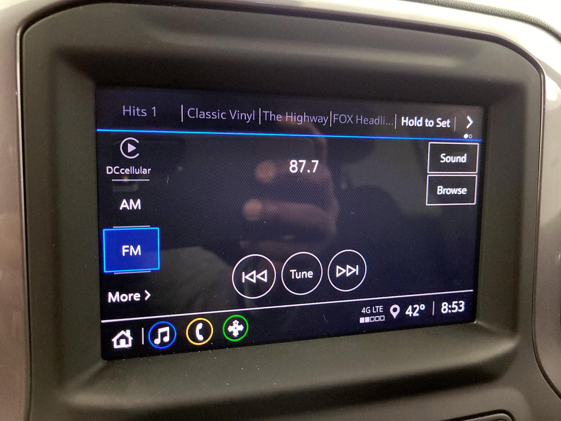 Thumbnail: 2022 Chevrolet Silverado 1500 - 15