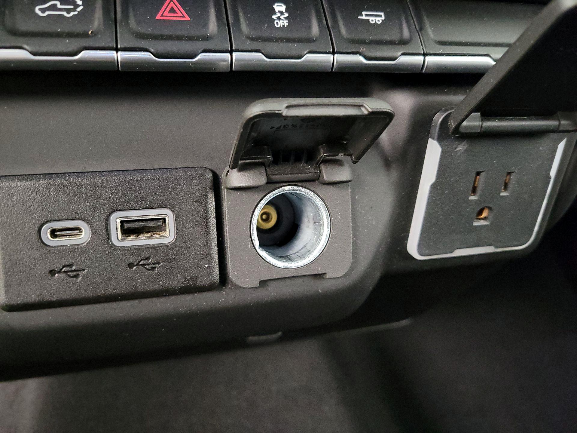 Thumbnail: 2022 Chevrolet Silverado 1500 - 18