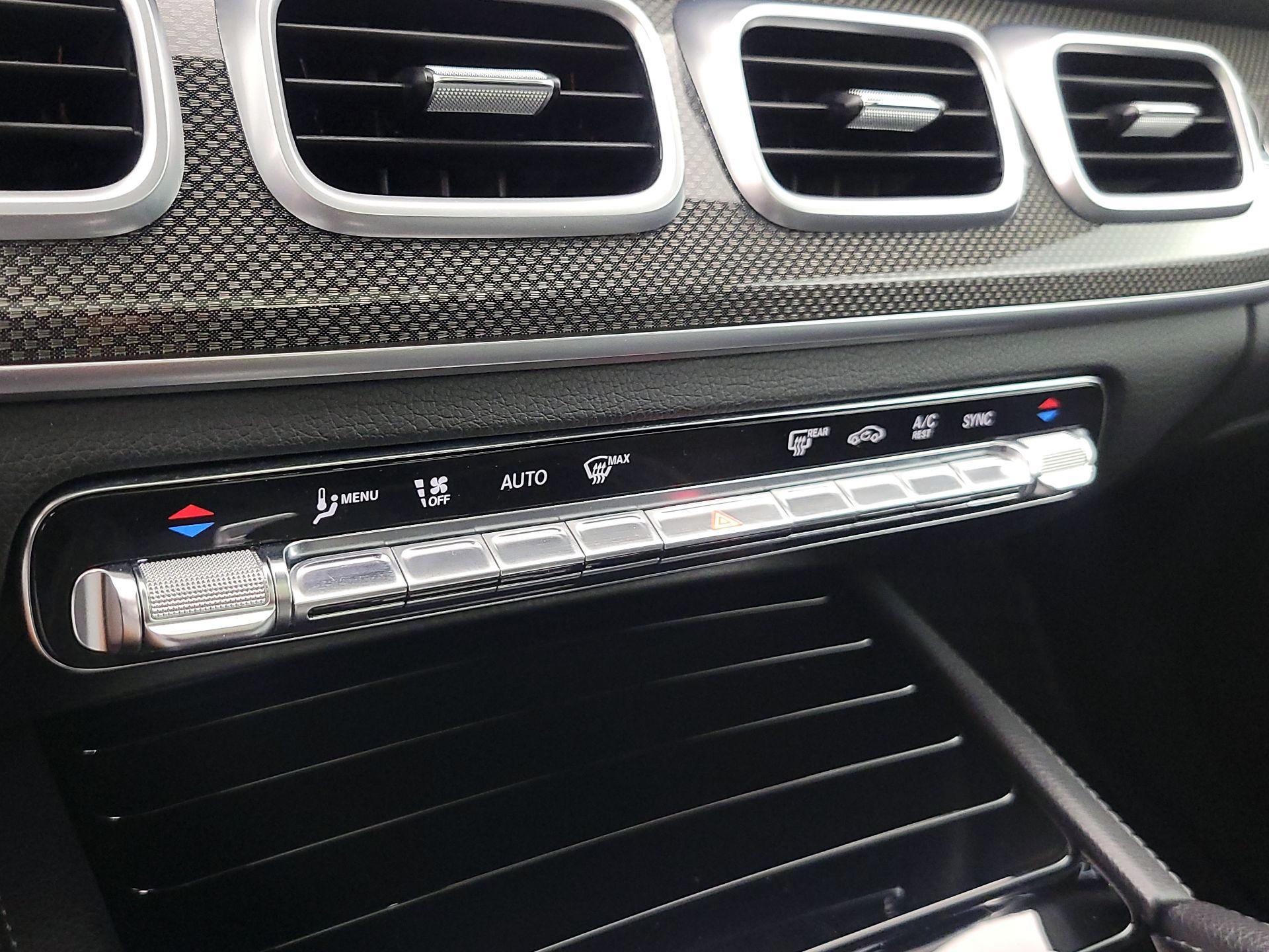 Thumbnail: 2020 Mercedes-Benz GLE - 17