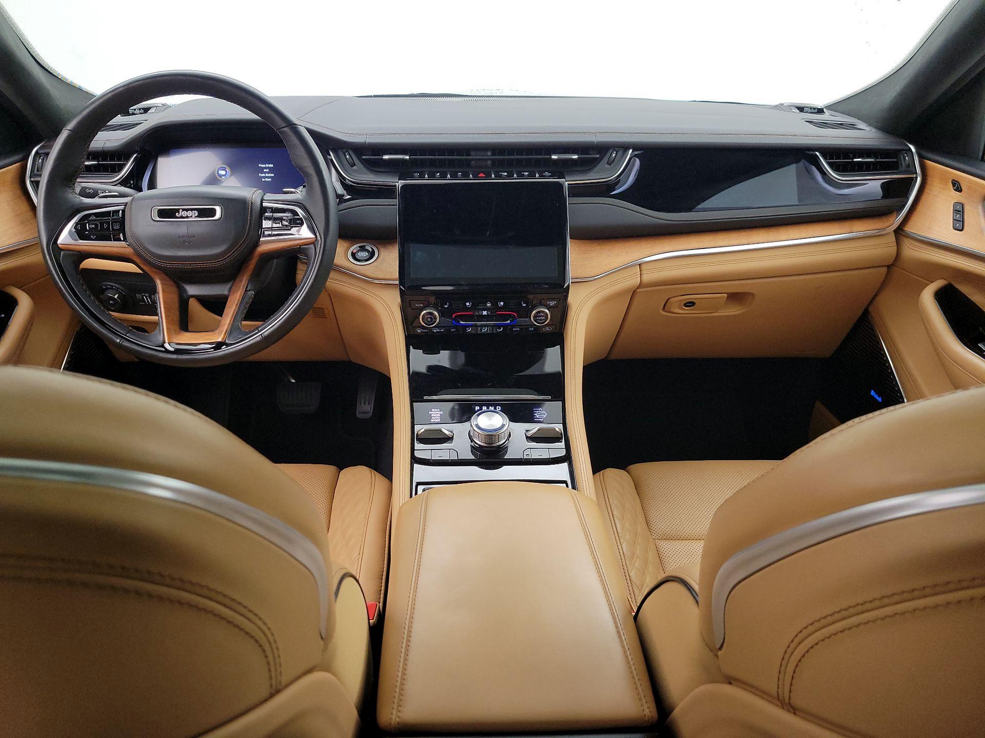 Thumbnail: 2023 Jeep Grand Cherokee - 9