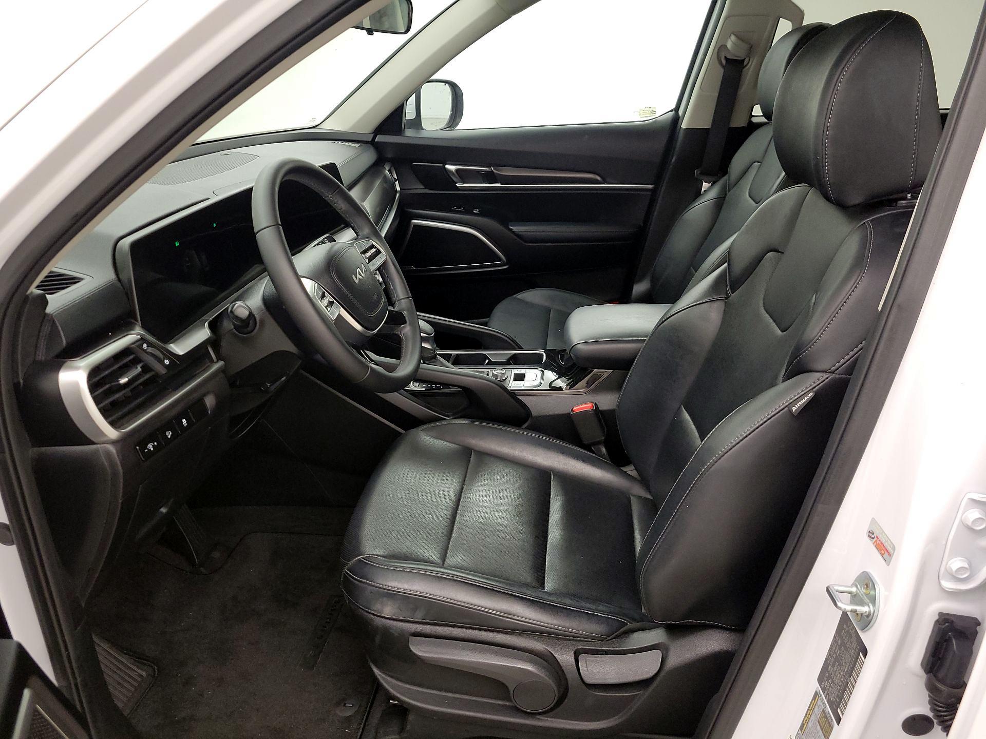 Thumbnail: 2023 Kia Telluride - 11