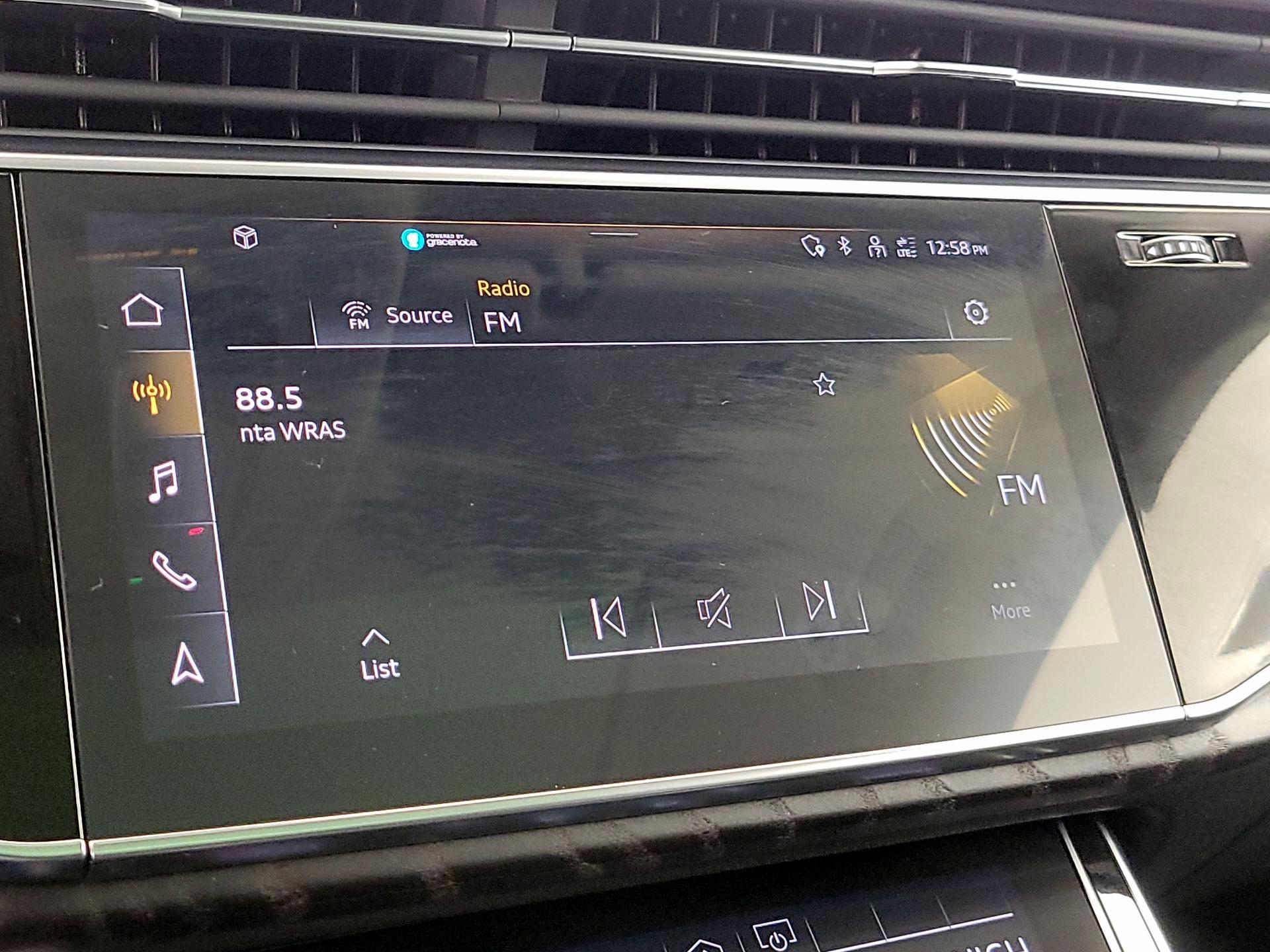 Thumbnail: 2022 Audi Q8 - 16