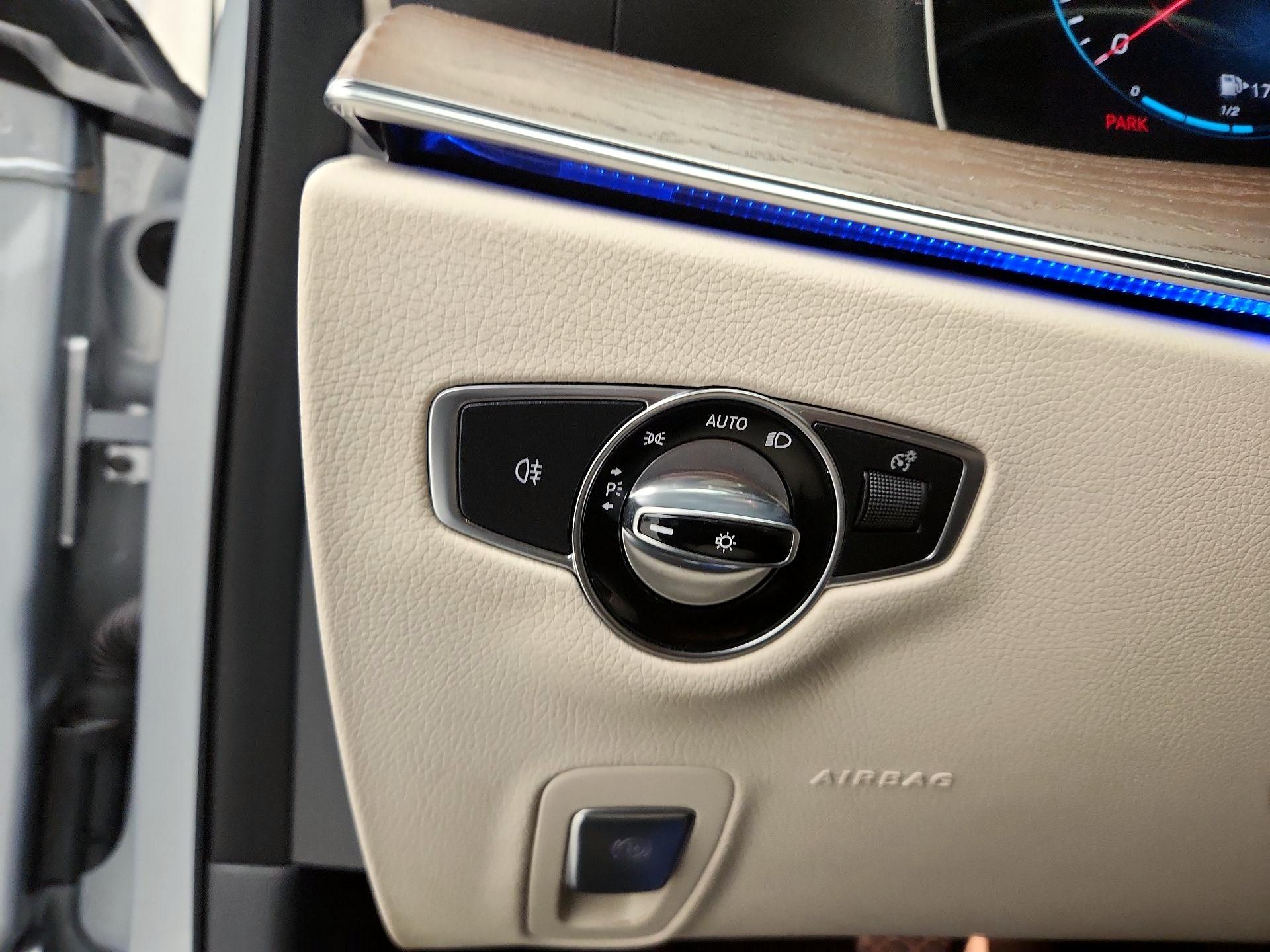 Thumbnail: 2021 Mercedes-Benz E-Class - 13