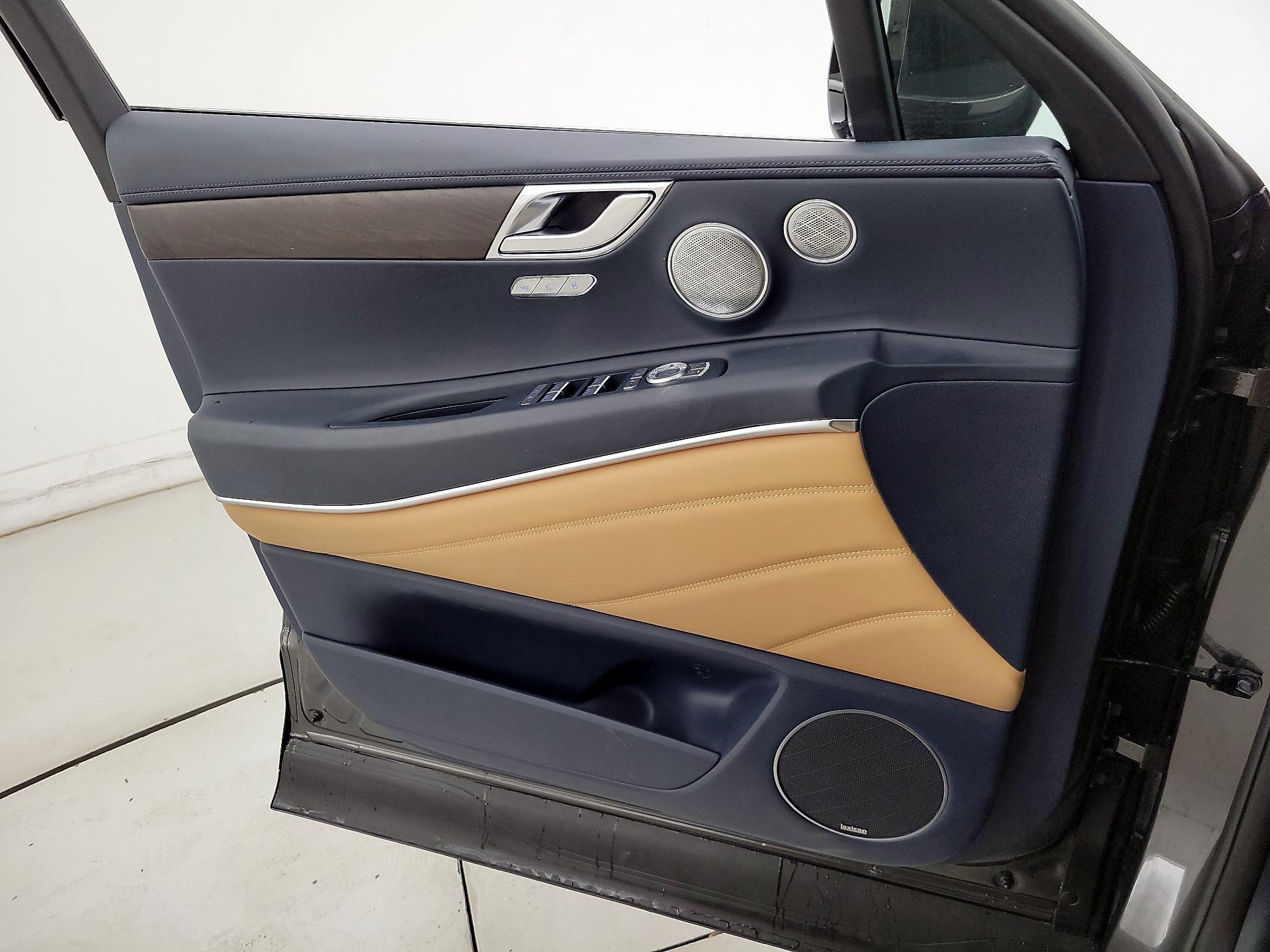 Thumbnail: 2024 Genesis GV80 - 12