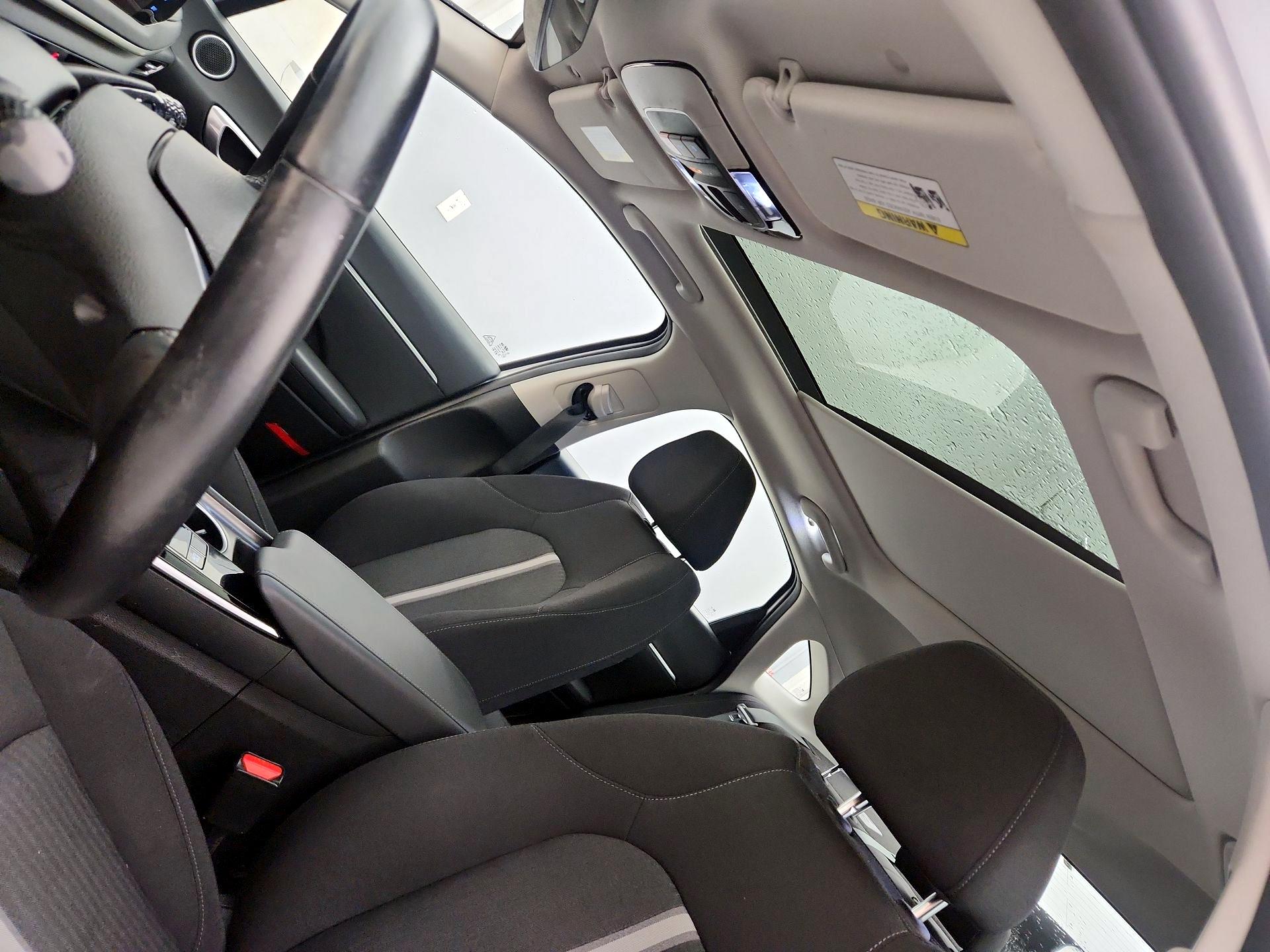 Thumbnail: 2023 Hyundai Sonata - 19