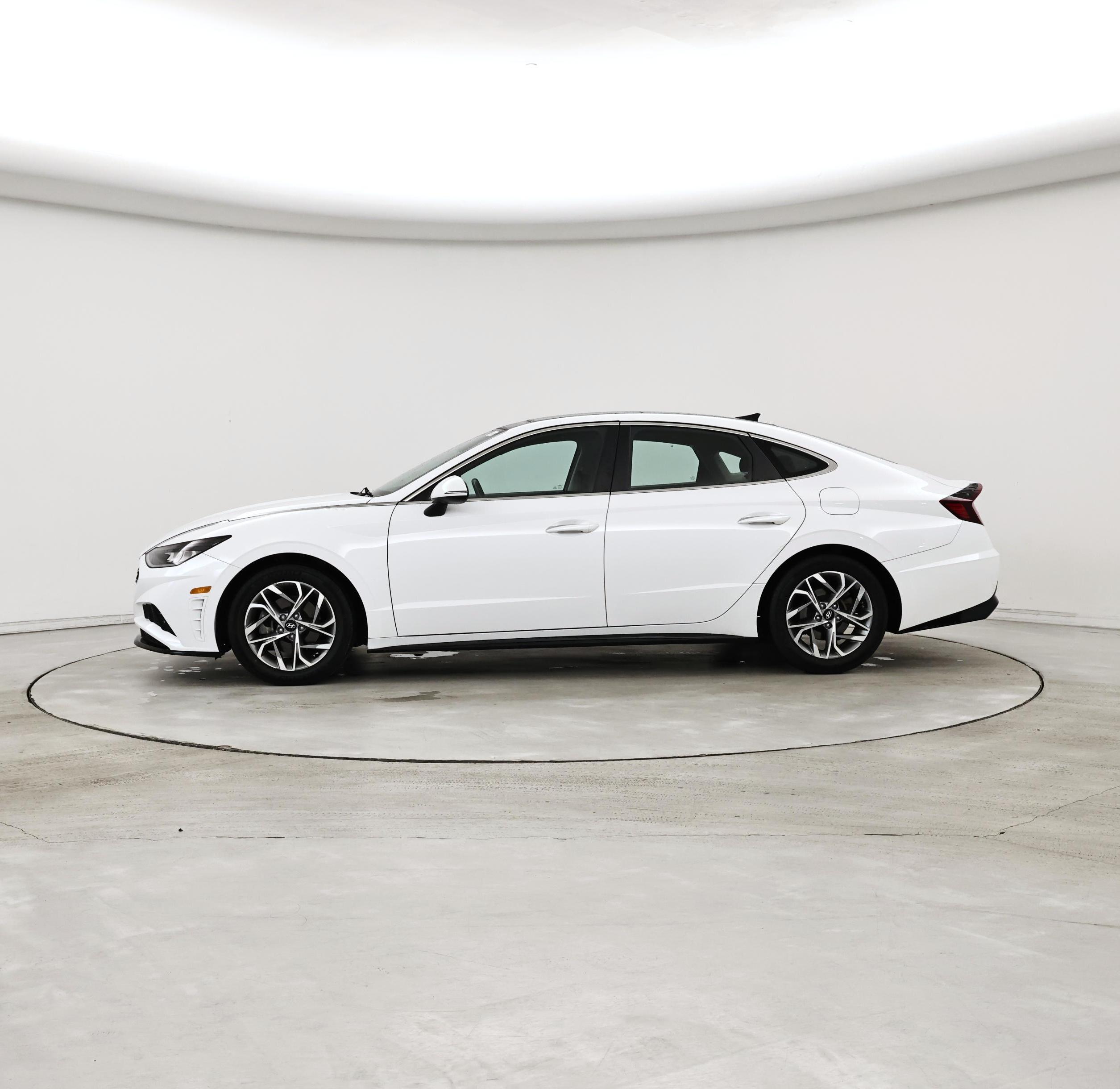 Thumbnail: 2023 Hyundai Sonata - 3