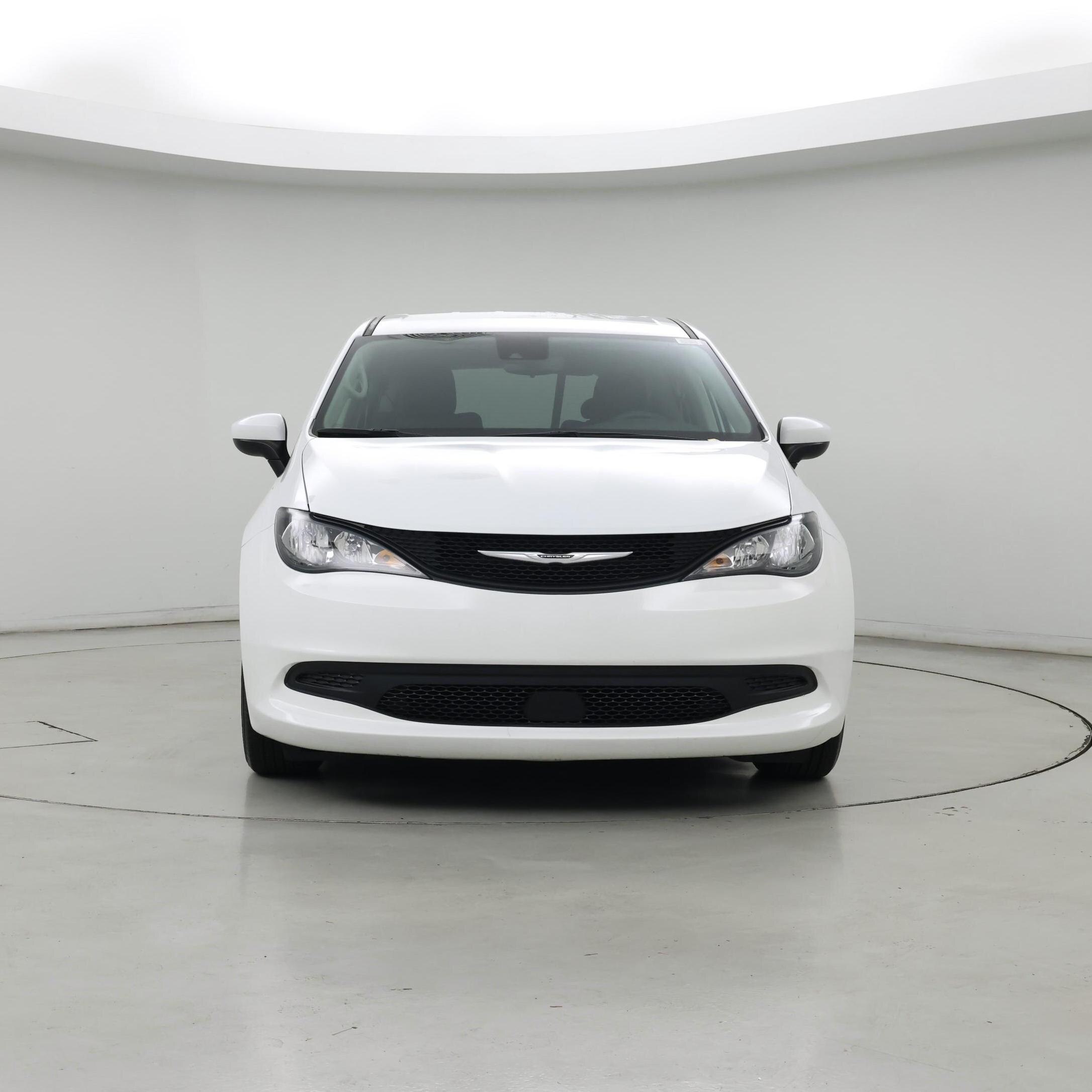 Thumbnail: 2023 Chrysler Voyager - 5