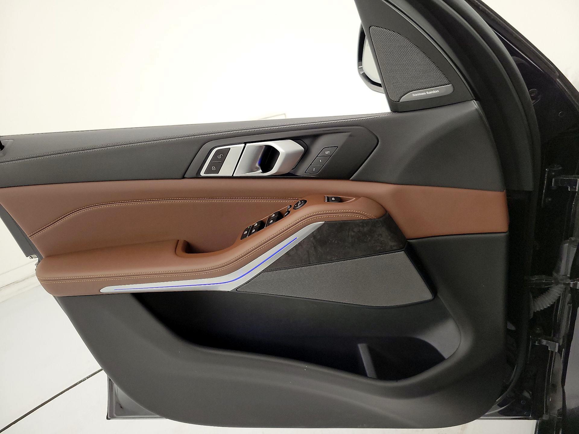 Thumbnail: 2023 BMW X5 - 12