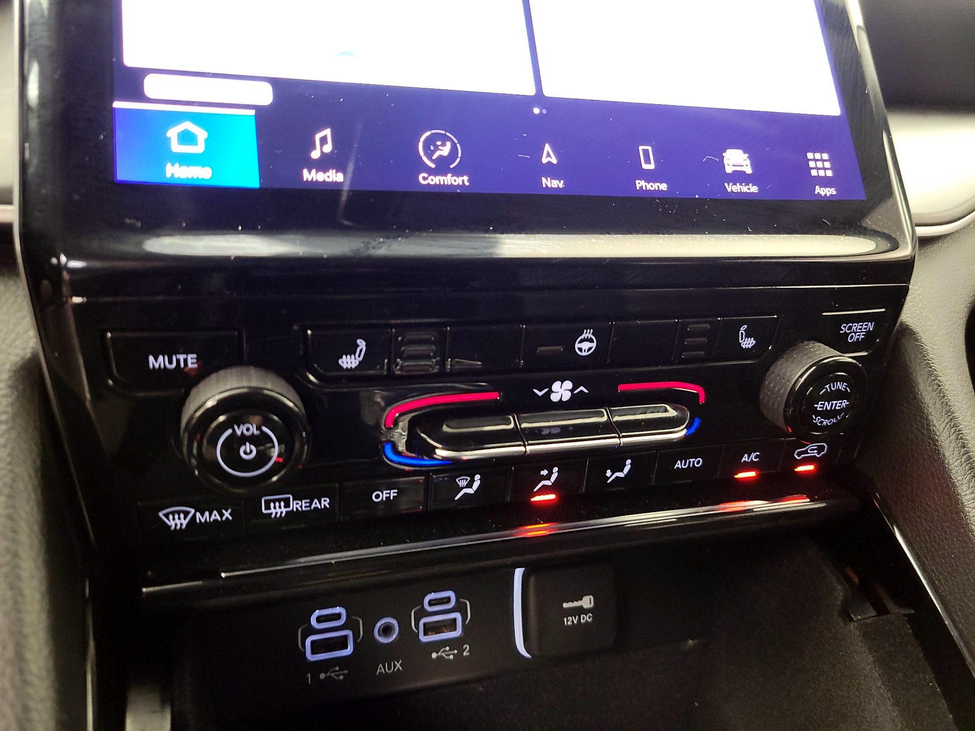 Thumbnail: 2023 Jeep Grand Cherokee - 17