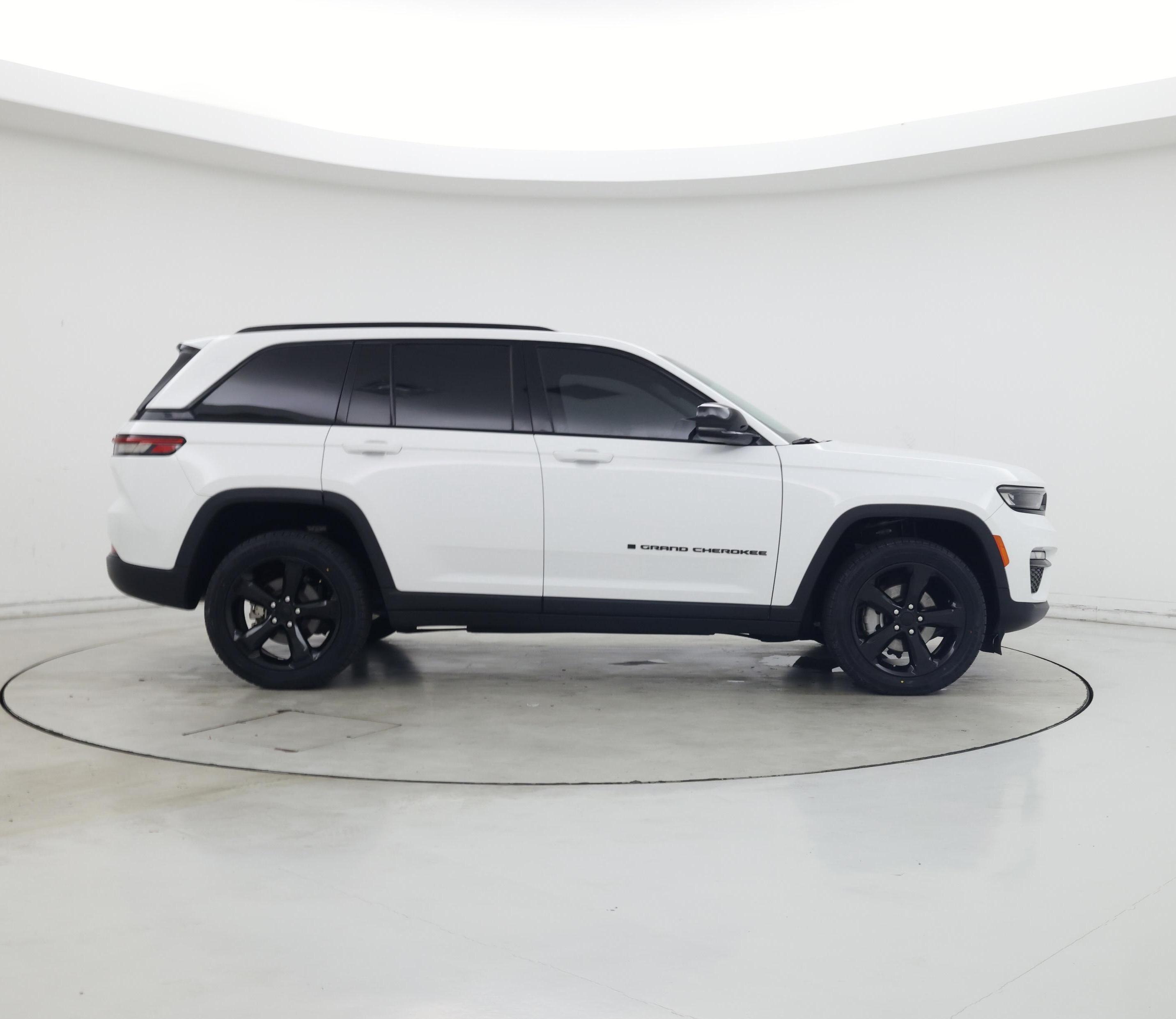 Thumbnail: 2023 Jeep Grand Cherokee - 7