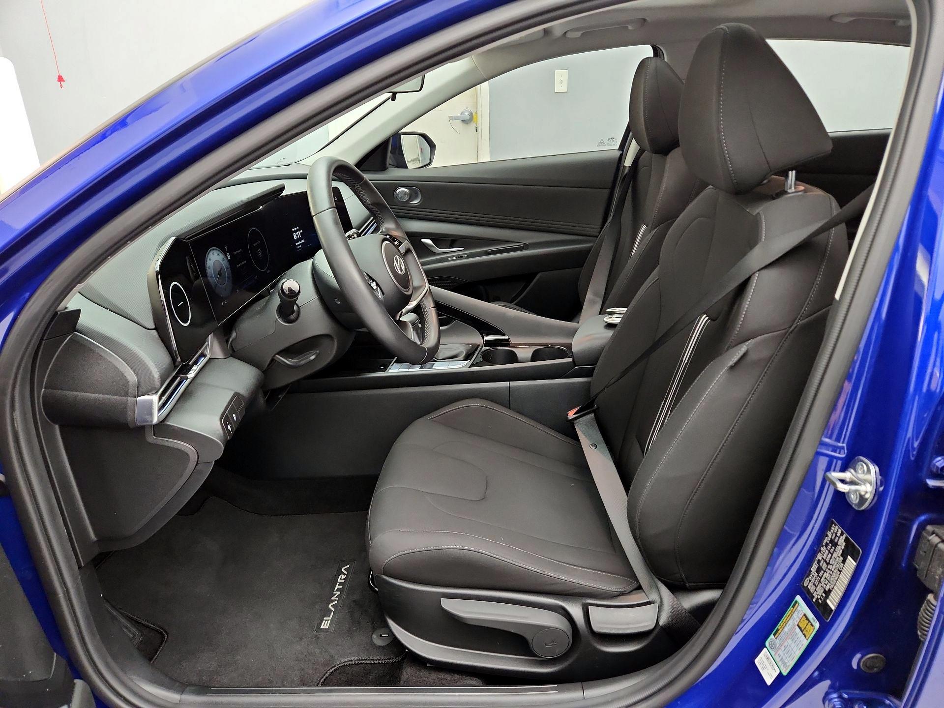 Thumbnail: 2024 Hyundai Elantra - 11