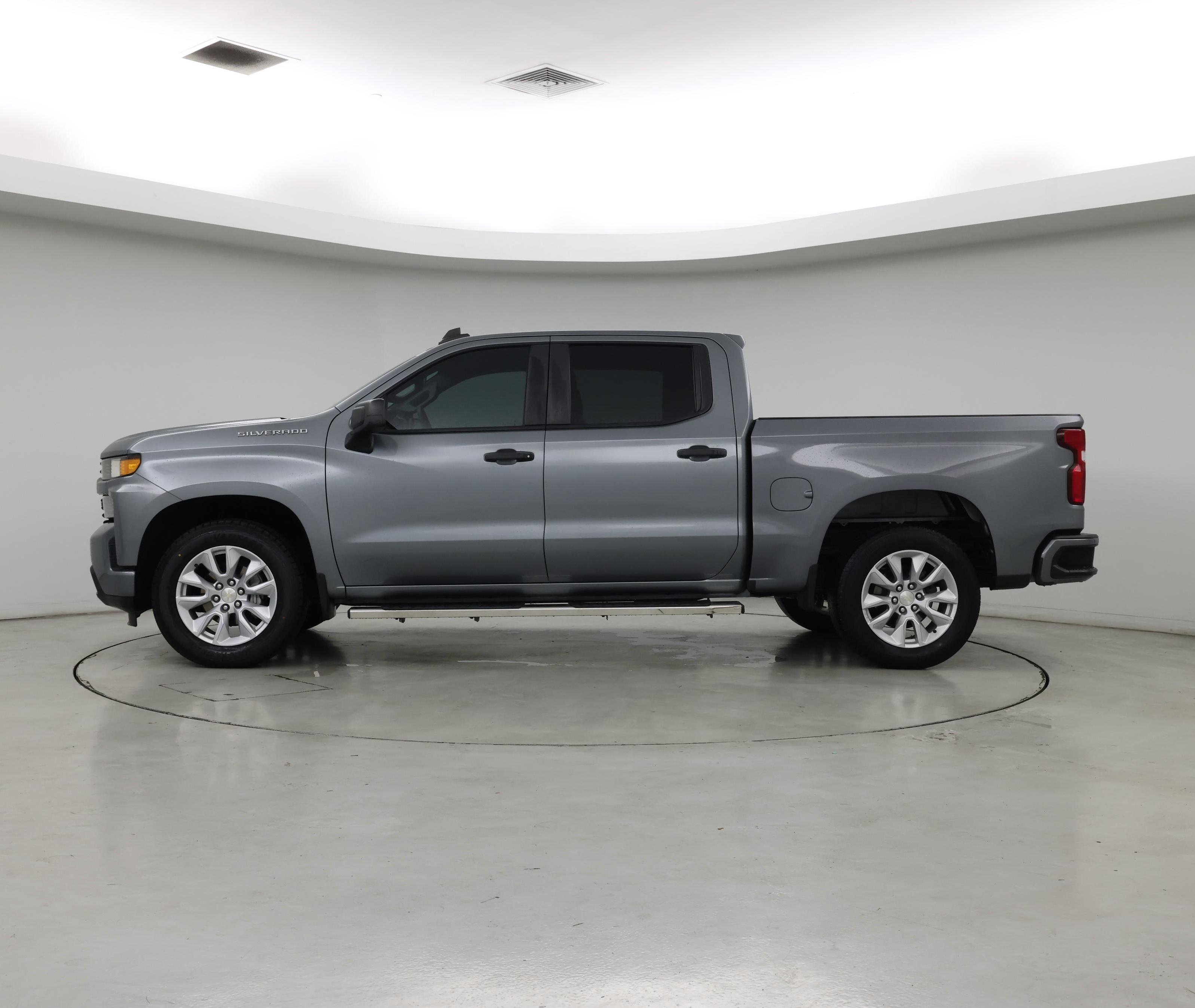 Thumbnail: 2021 Chevrolet Silverado 1500 - 3