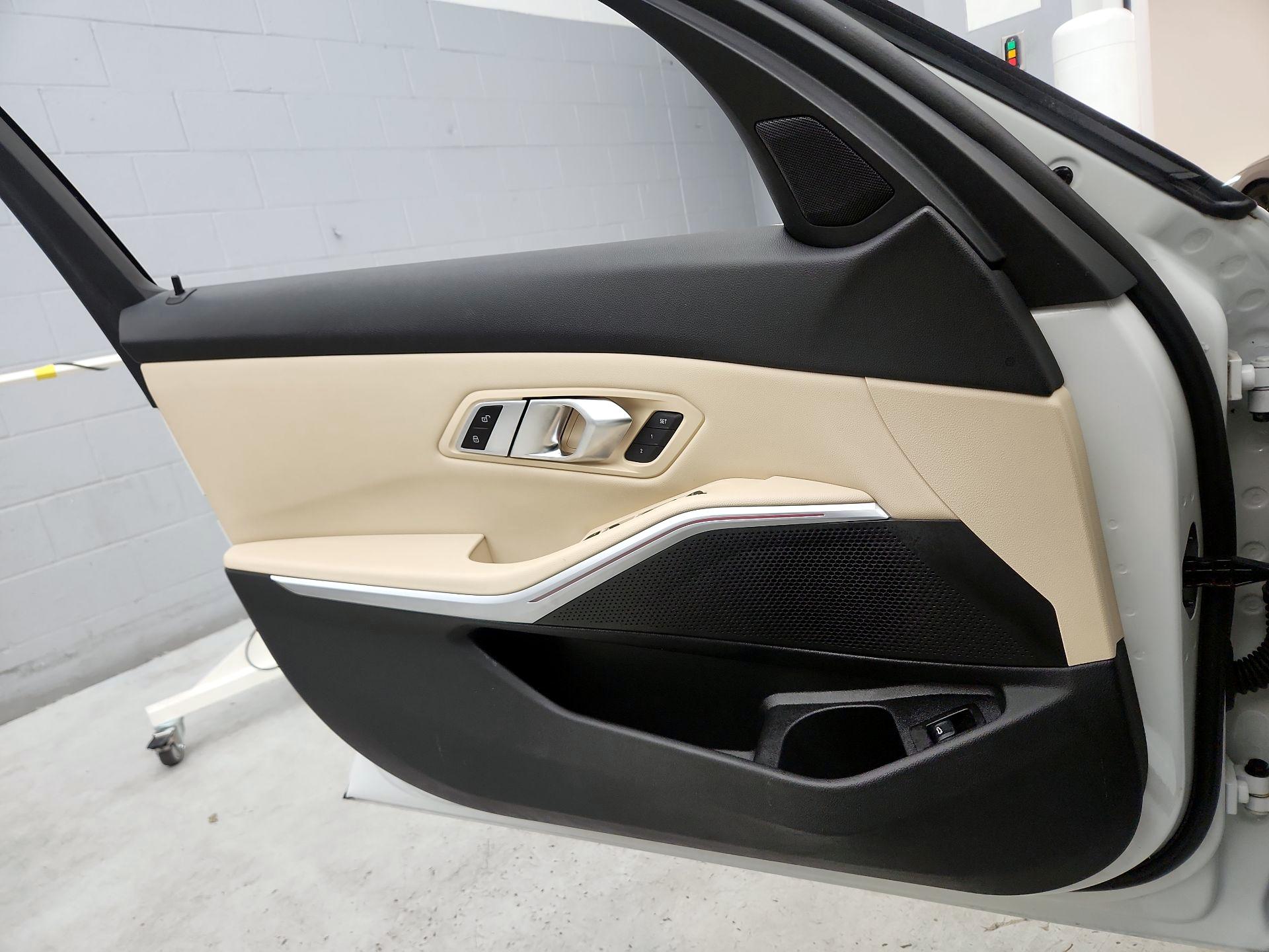 Thumbnail: 2020 BMW 3 Series - 12