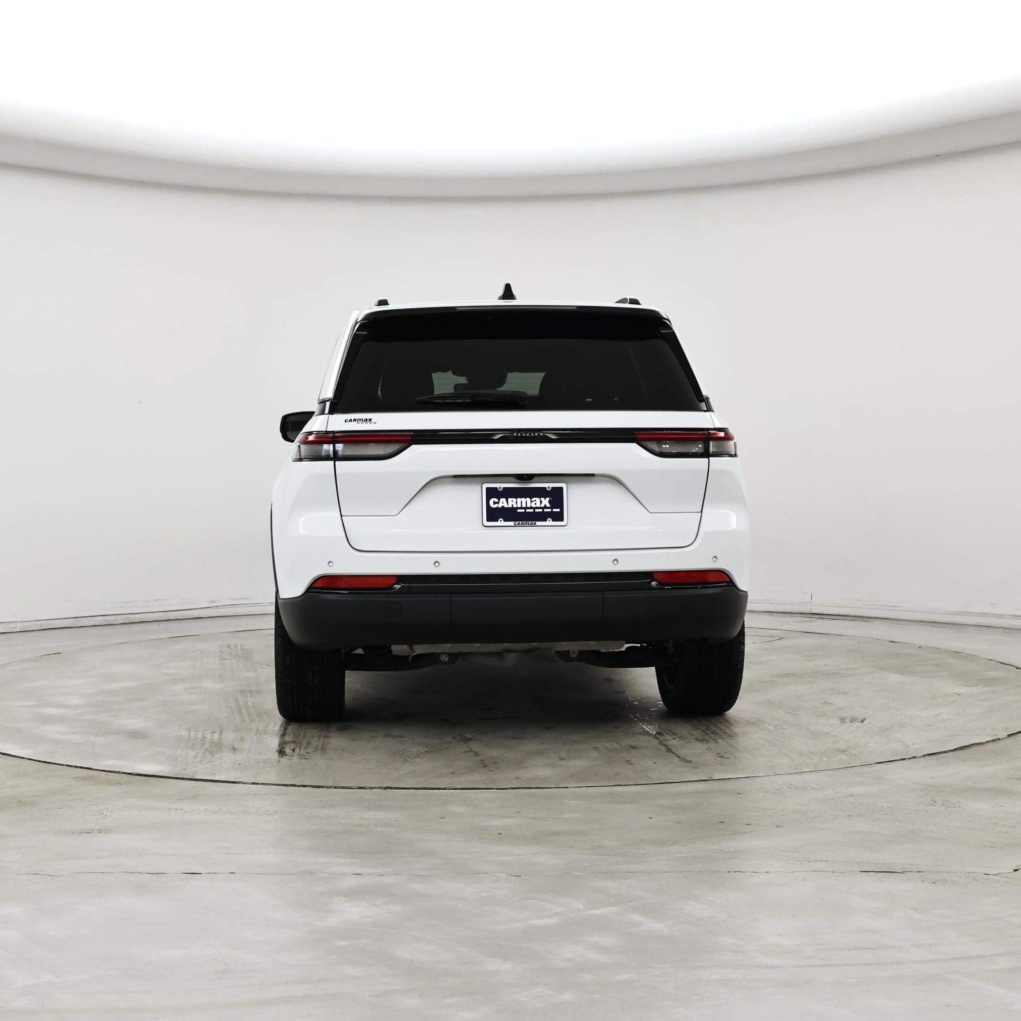 Thumbnail: 2023 Jeep Grand Cherokee - 6