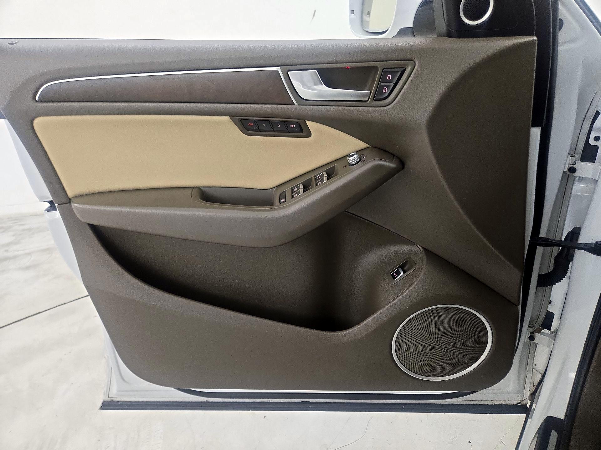 Thumbnail: 2016 Audi Q5 - 12