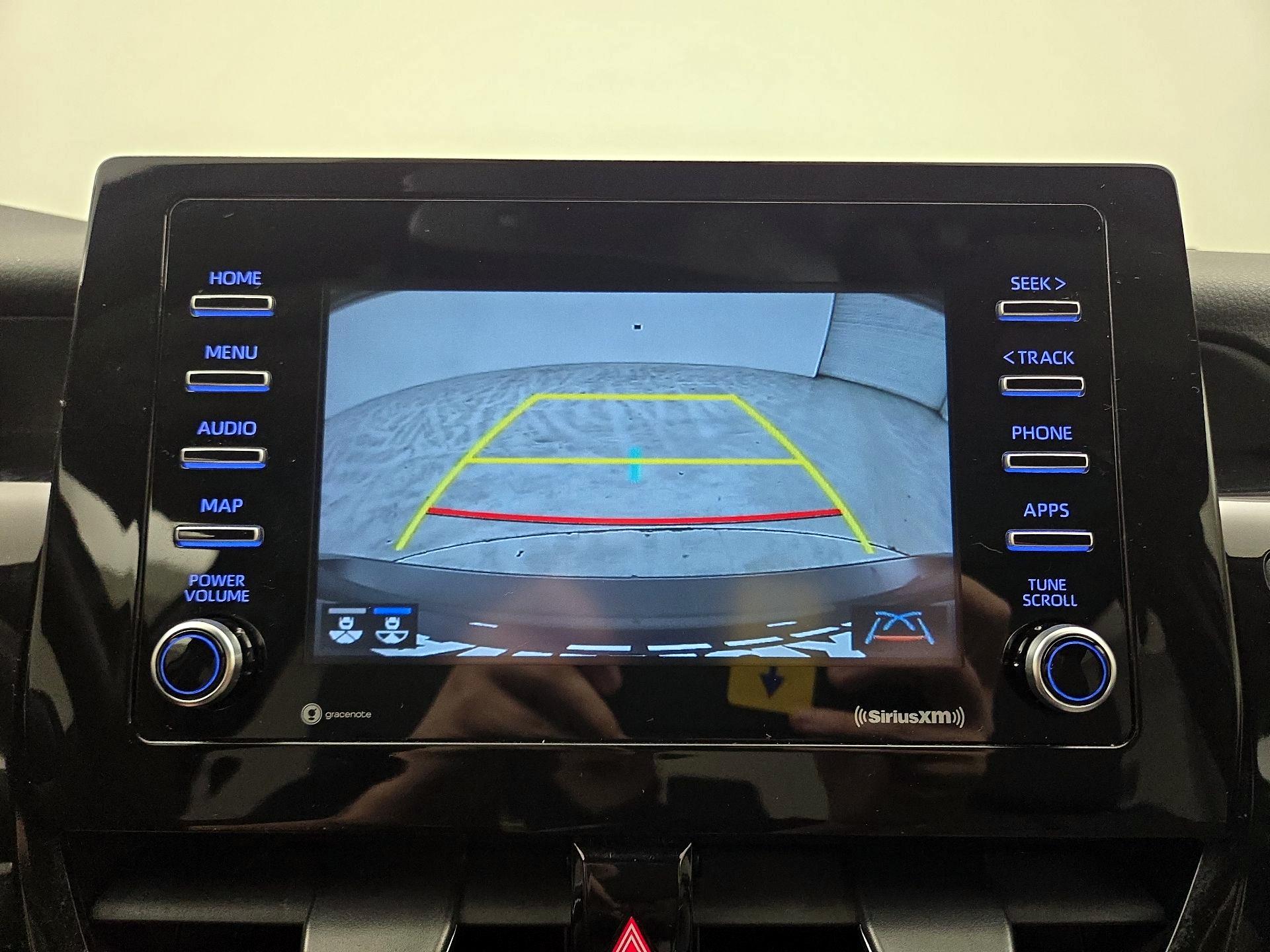 Thumbnail: 2022 Toyota Camry - 14