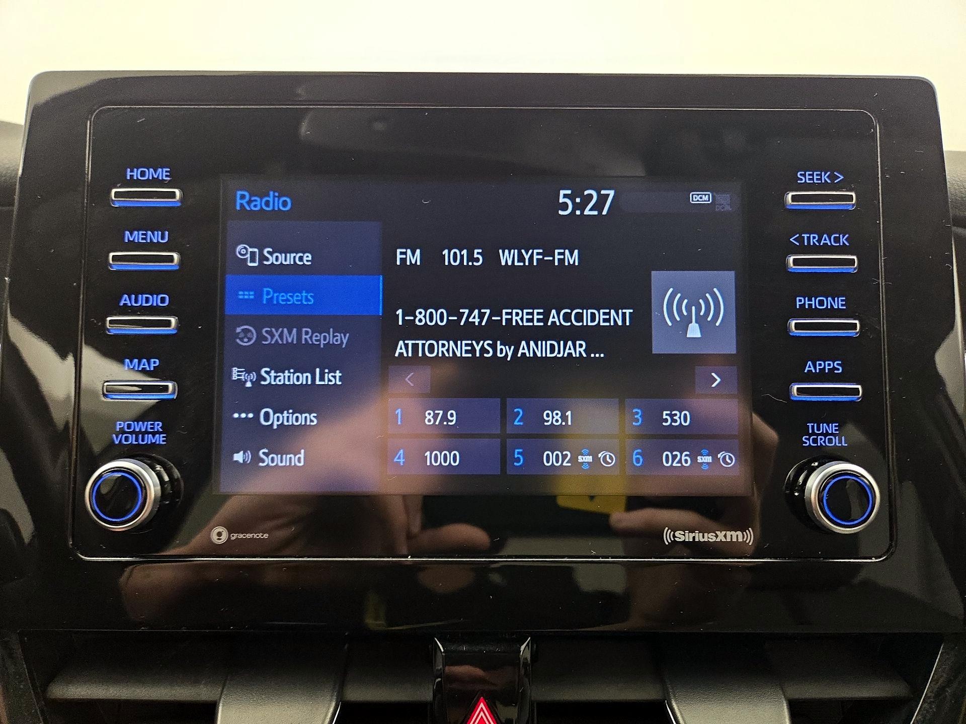 Thumbnail: 2022 Toyota Camry - 15