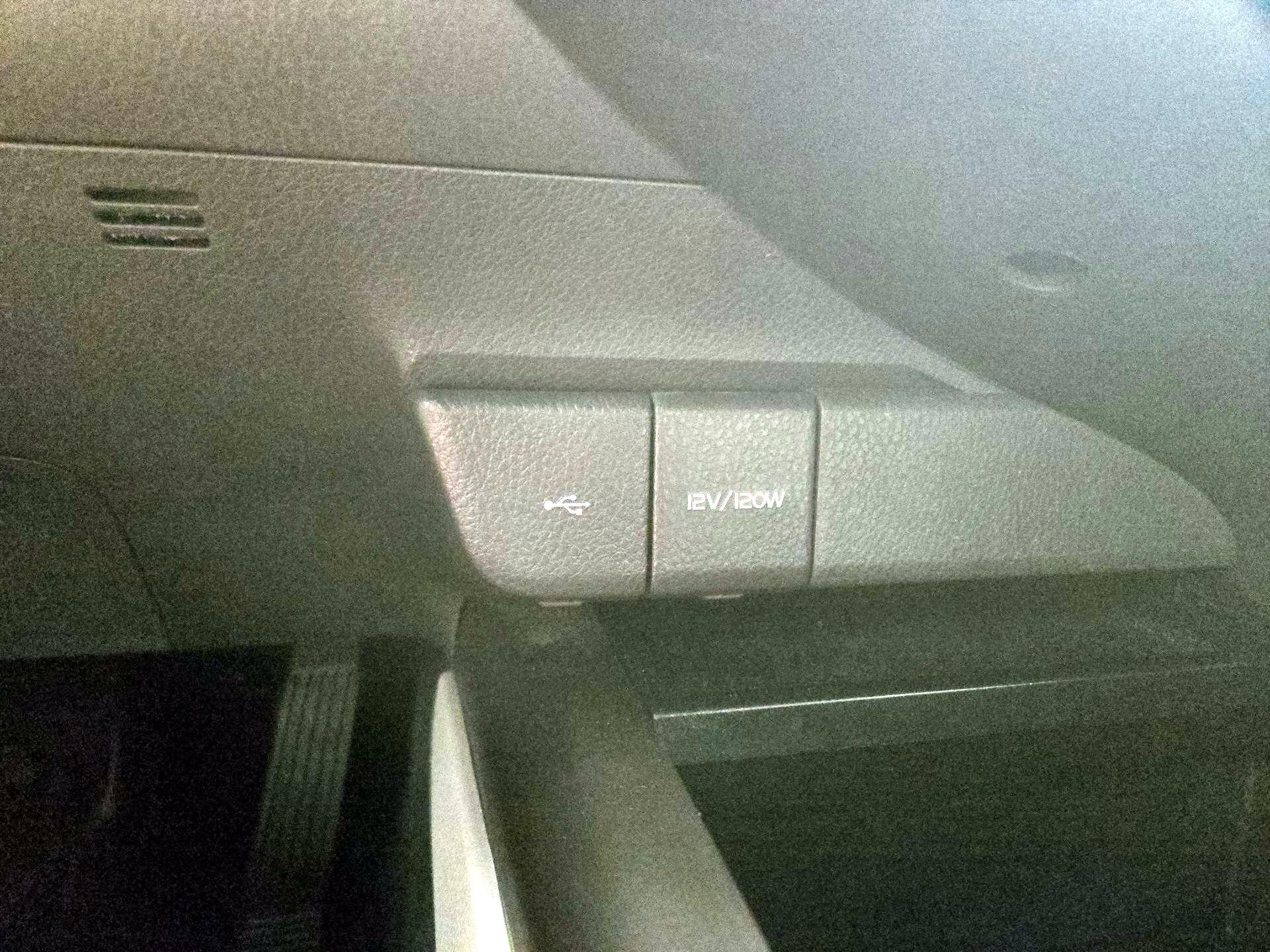 Thumbnail: 2022 Toyota Camry - 18