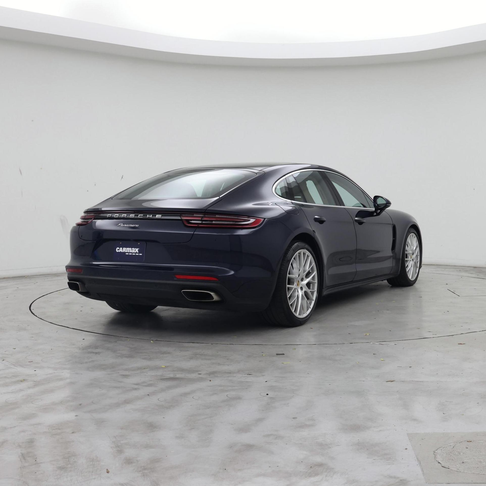 Thumbnail: 2020 Porsche Panamera - 8