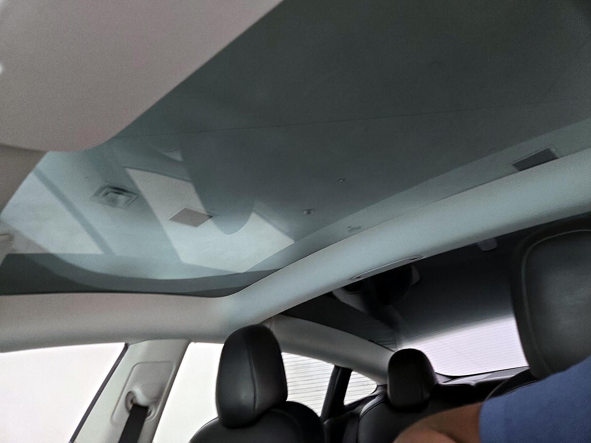 Thumbnail: 2022 Tesla Model 3 - 19