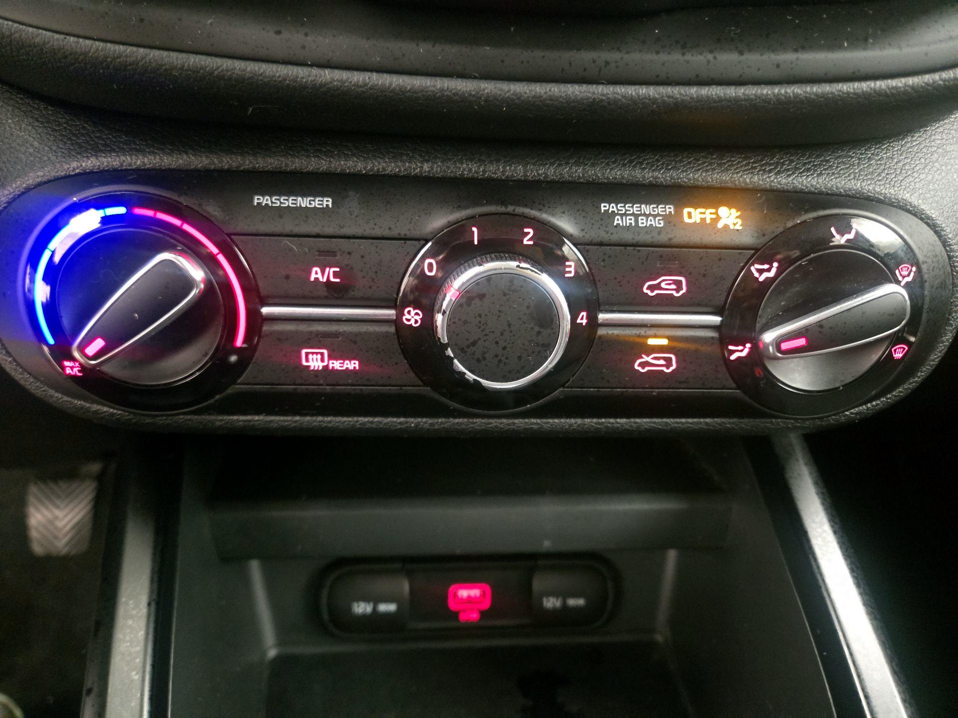 Thumbnail: 2021 Kia Soul - 16