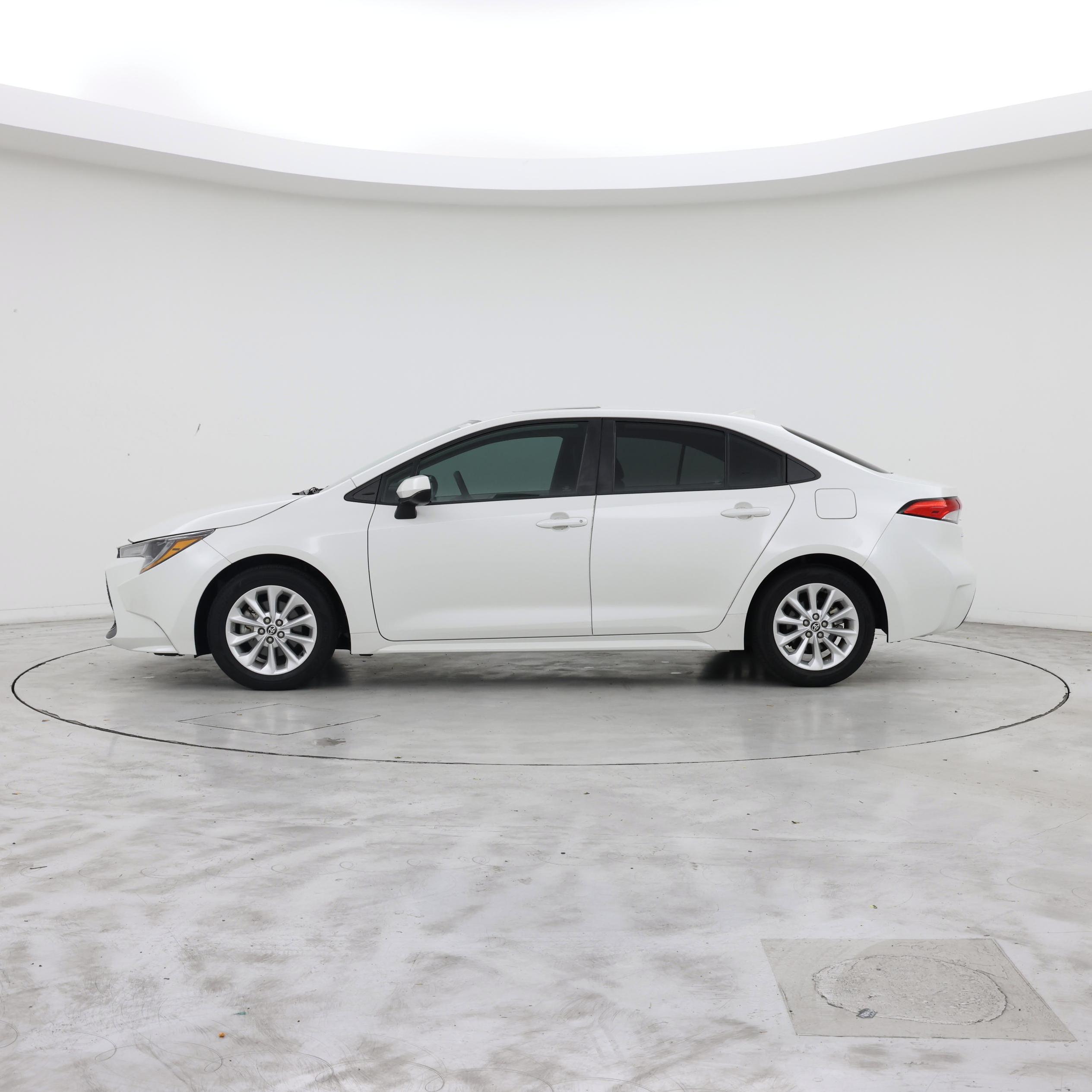 Thumbnail: 2020 Toyota Corolla - 3