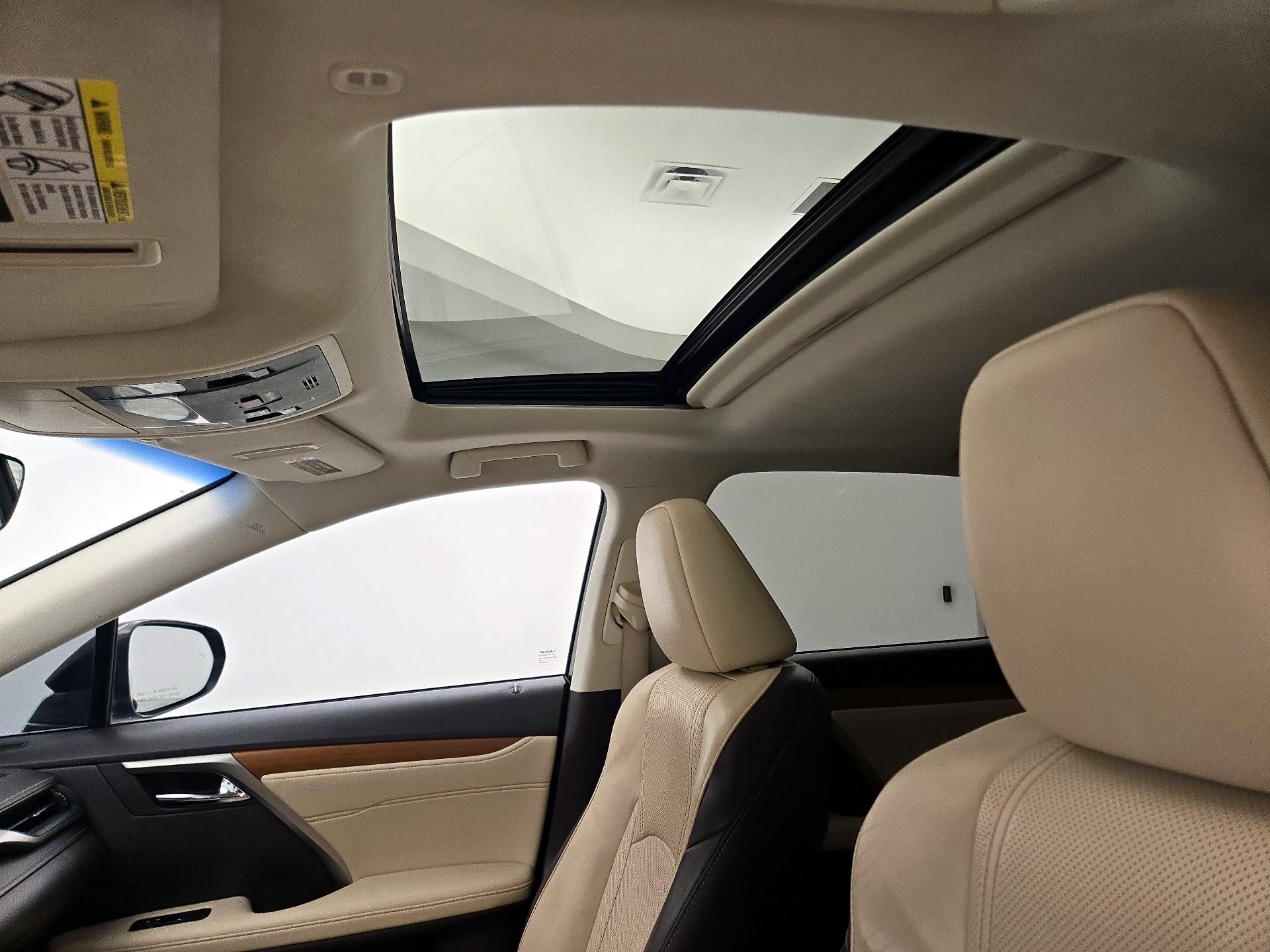 Thumbnail: 2017 Lexus RX - 20