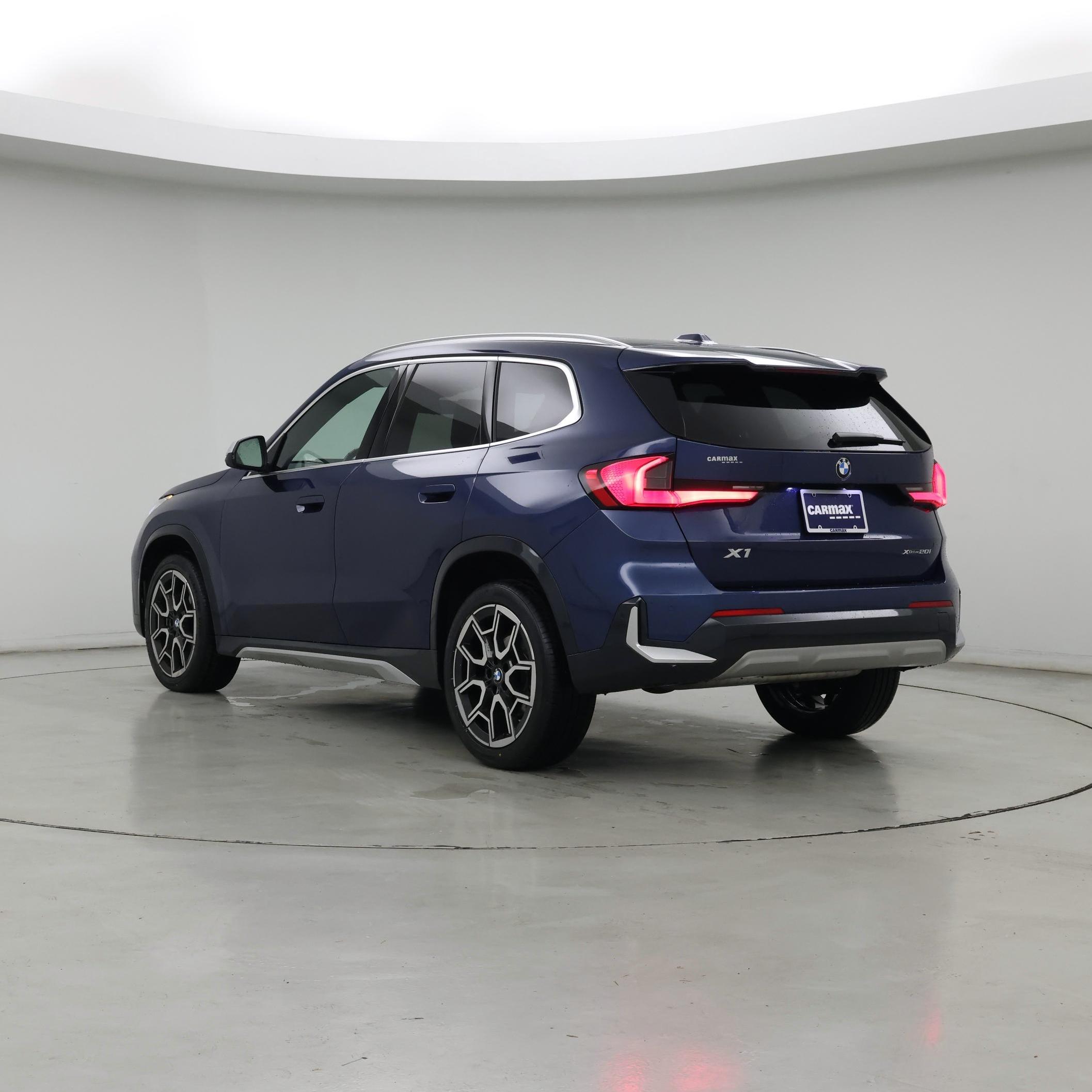 Thumbnail: 2023 BMW X1 - 2